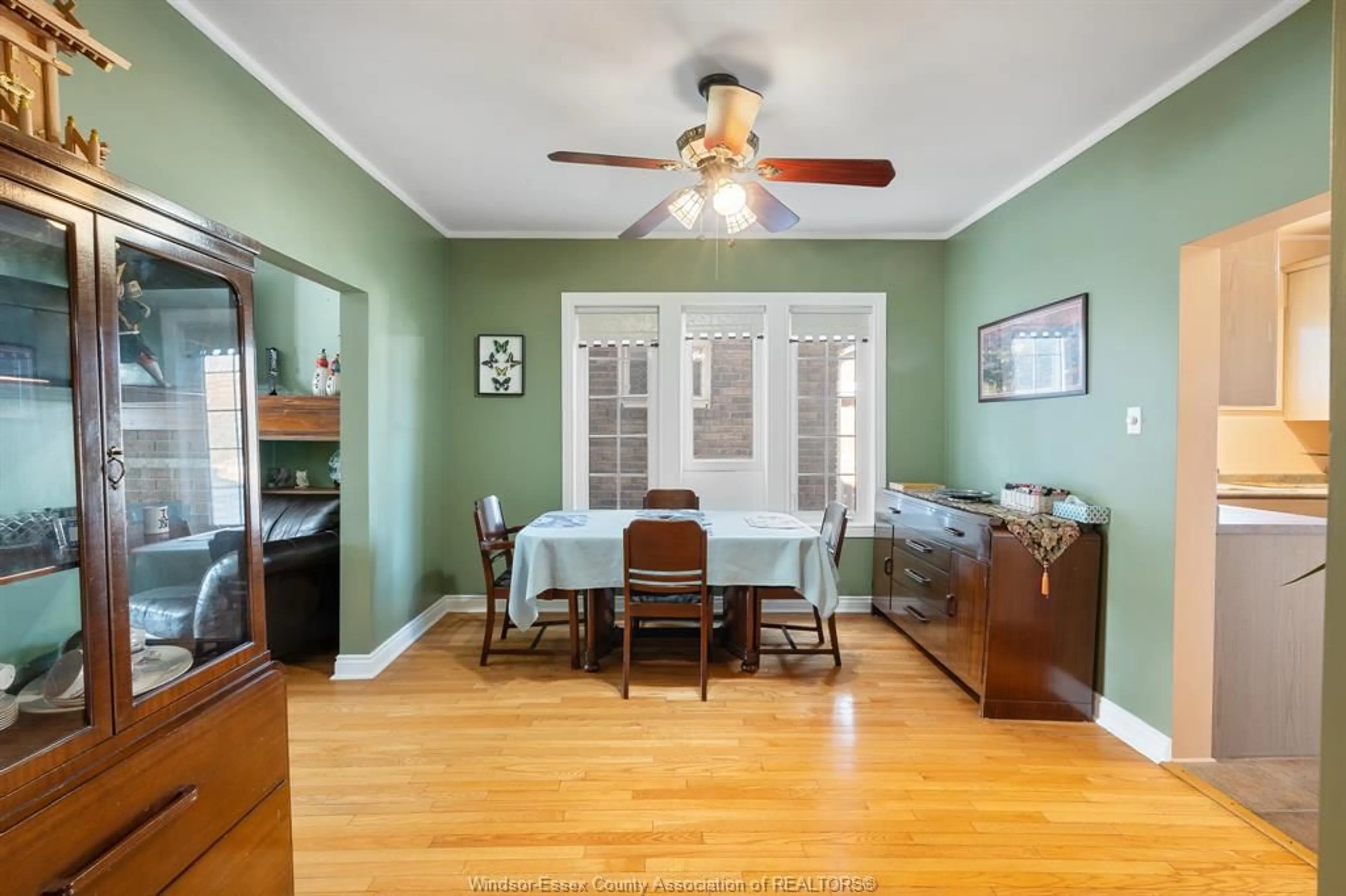 Dining room, unknown for 1566 HALL Ave, Windsor Ontario N8X 4R7