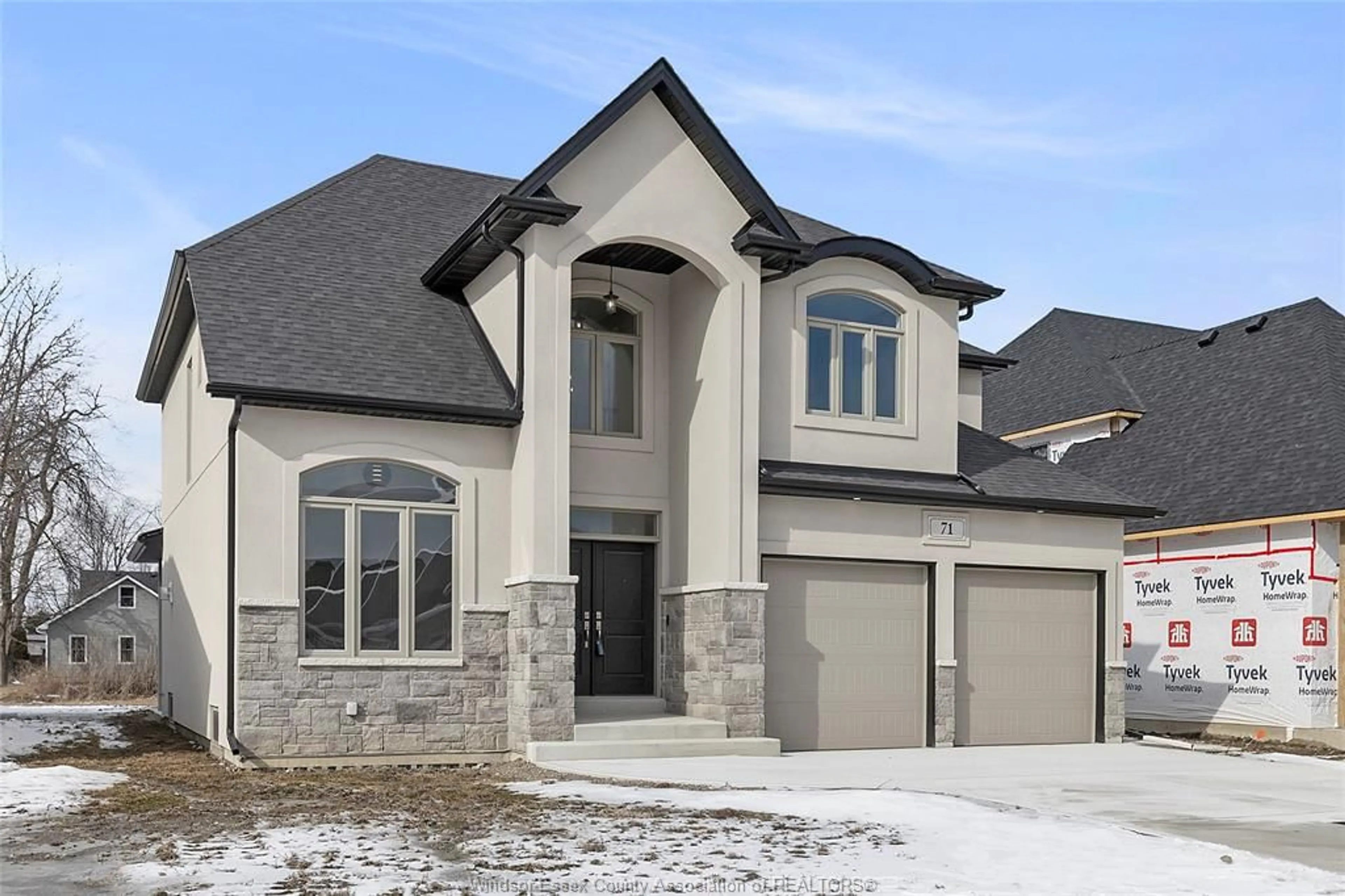 Home with brick exterior material, street for 71 REDWOOD, Kingsville Ontario N0R 1B0