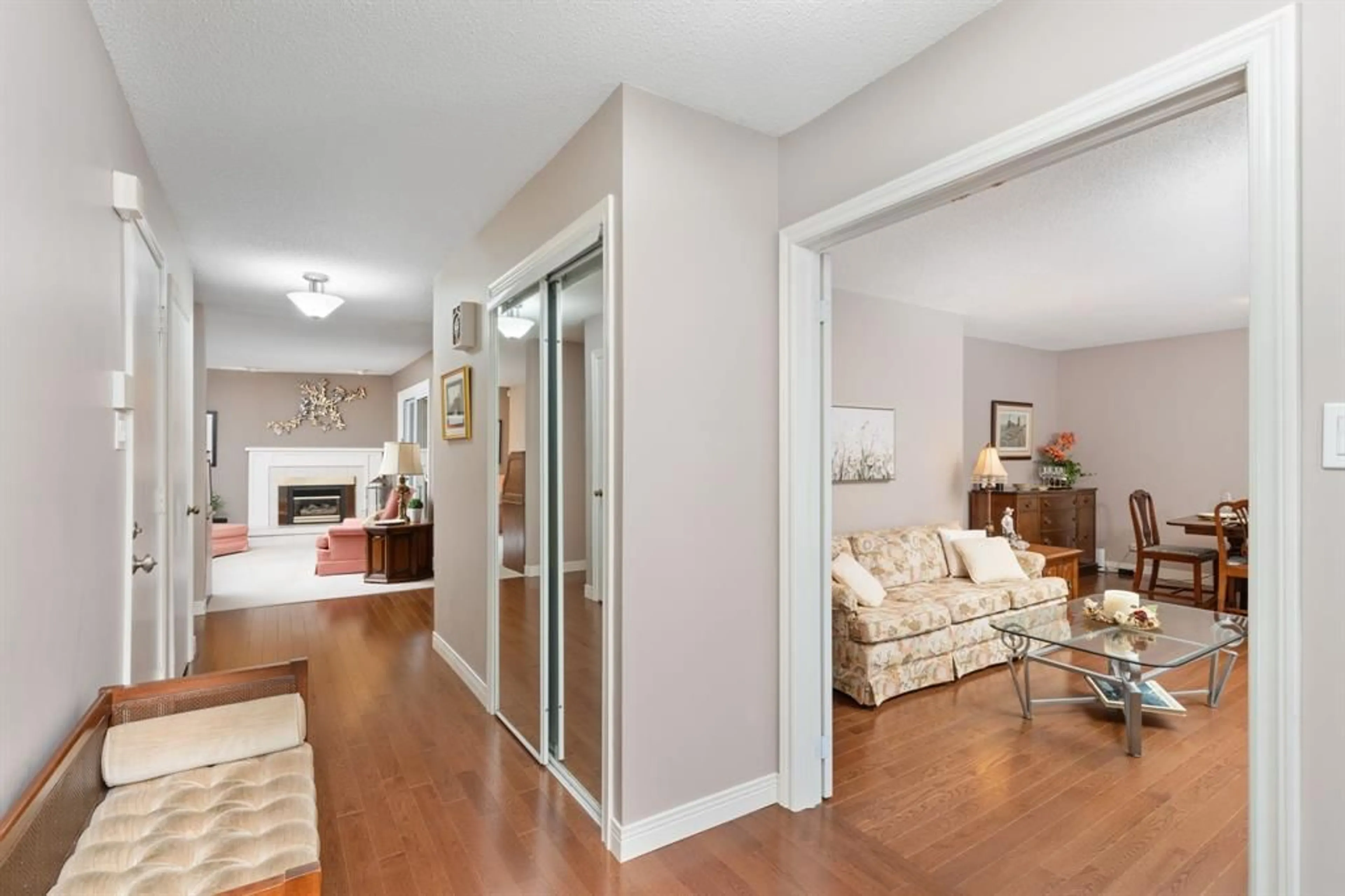 Unknown for 912 VARSITY Cres, Sarnia Ontario N7S 4W2