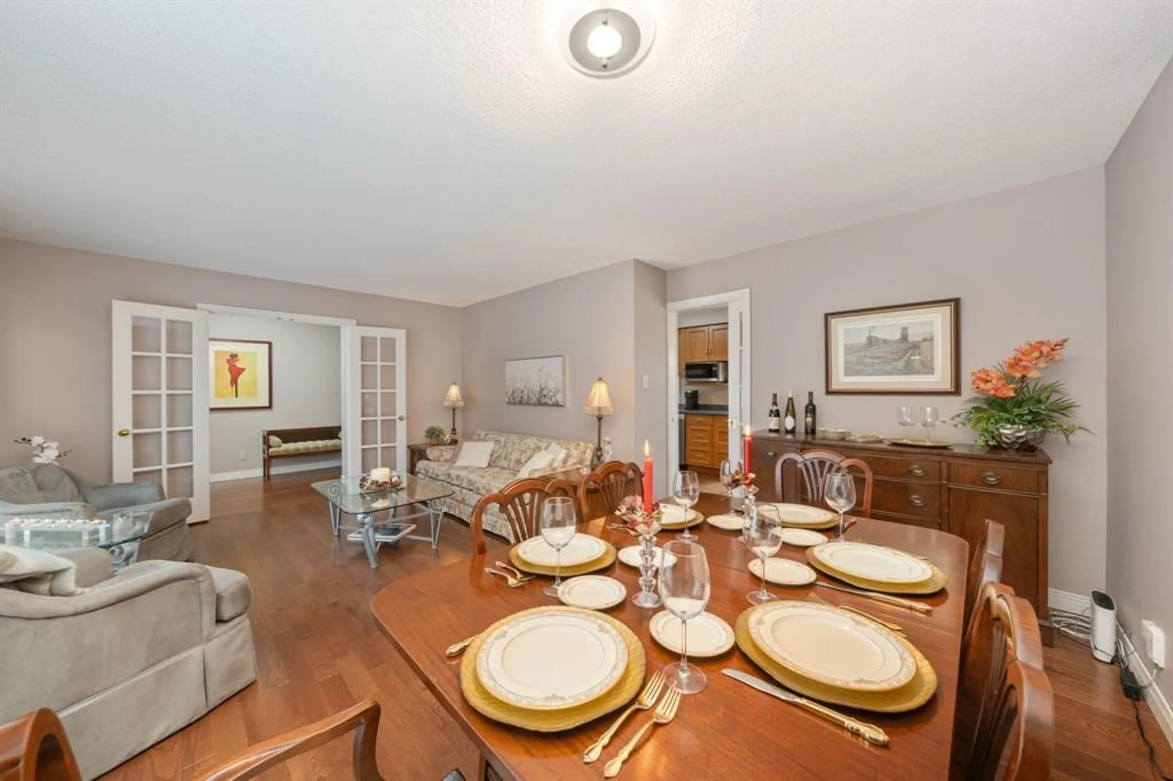 Dining room, unknown for 912 VARSITY Cres, Sarnia Ontario N7S 4W2