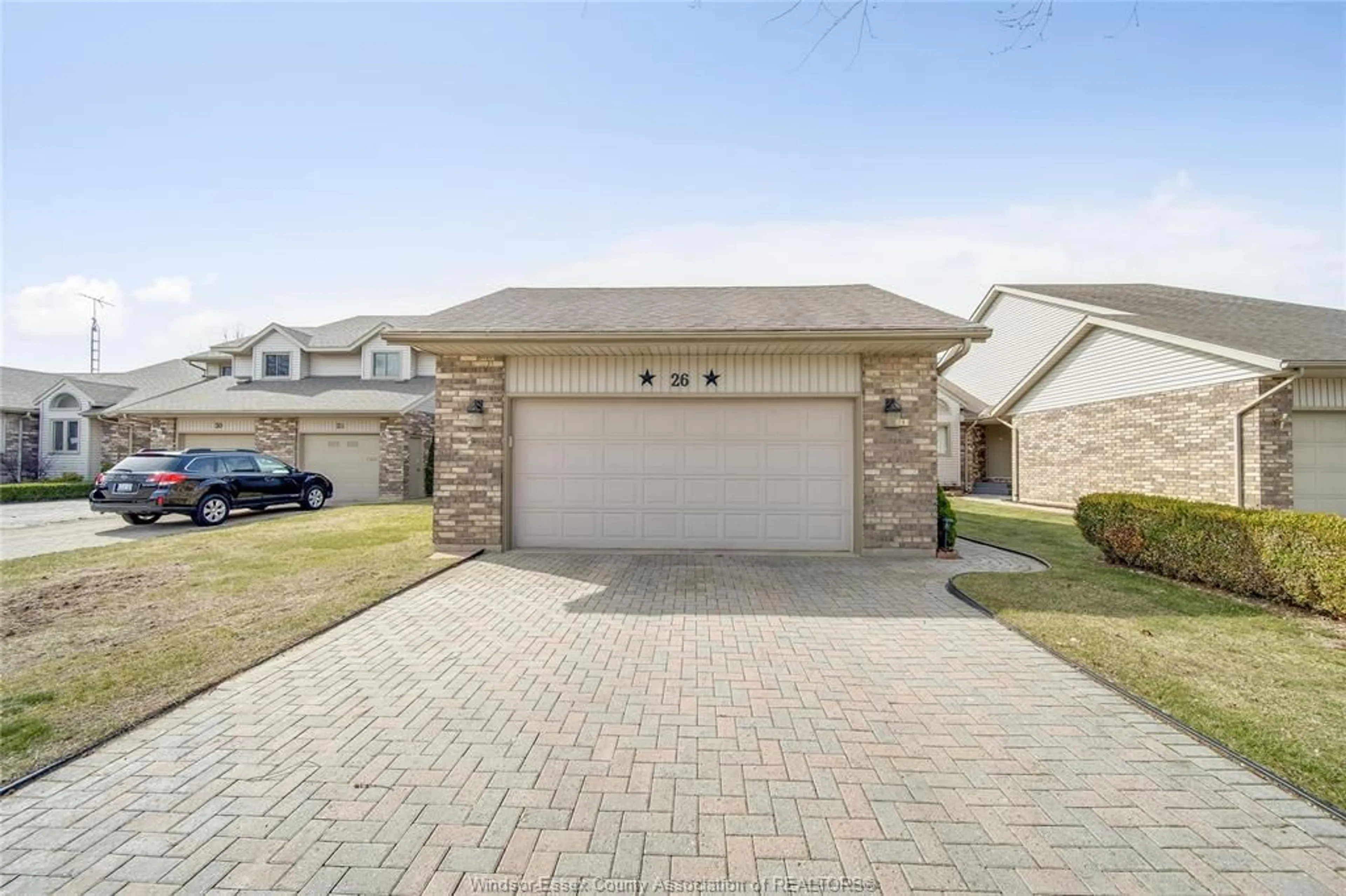 Unknown for 26 CHEYENNE Crt, Leamington Ontario N8H 5E3