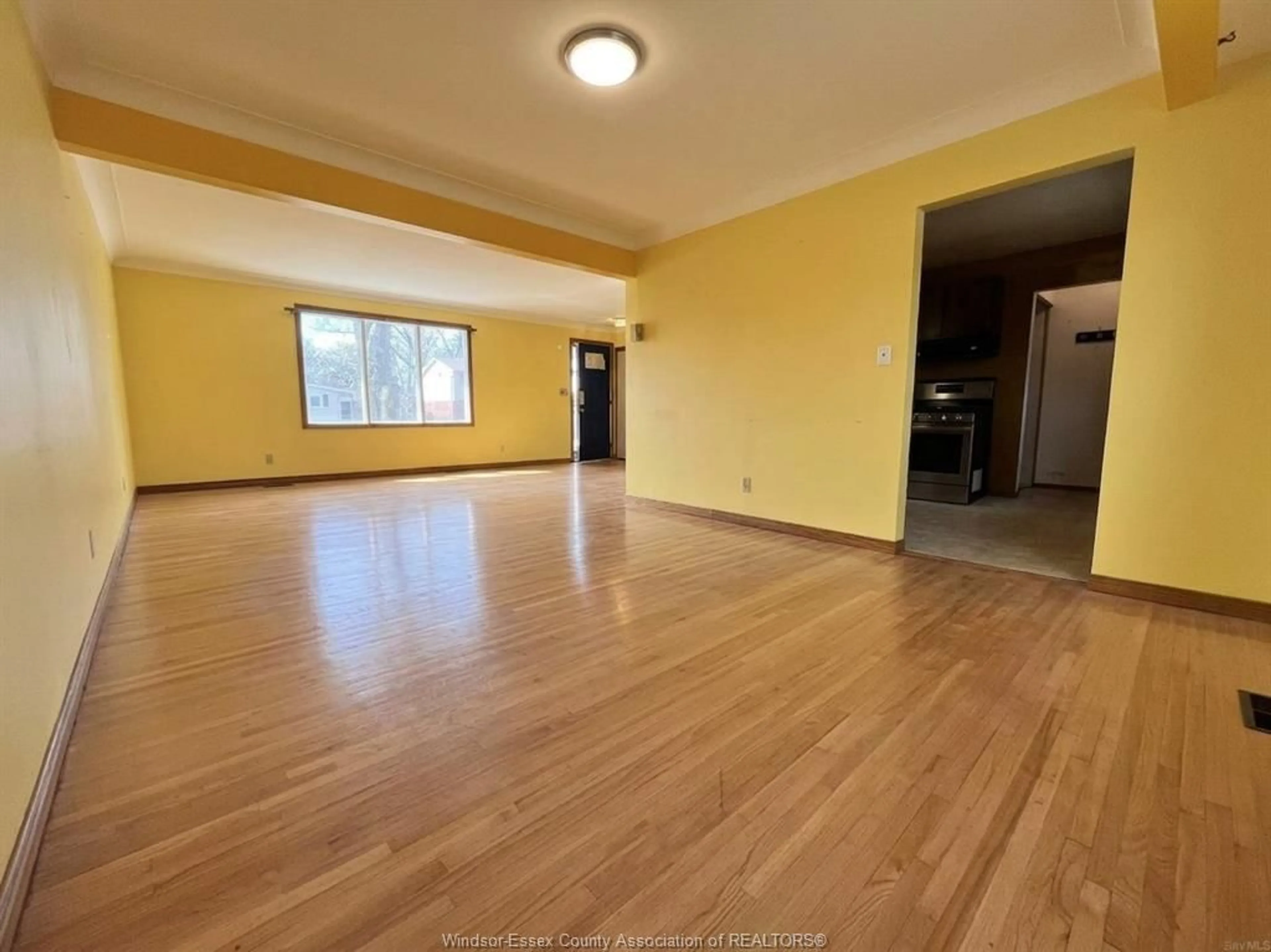 A pic of a room for 348 Watson Ave, Windsor Ontario N8S 3S4