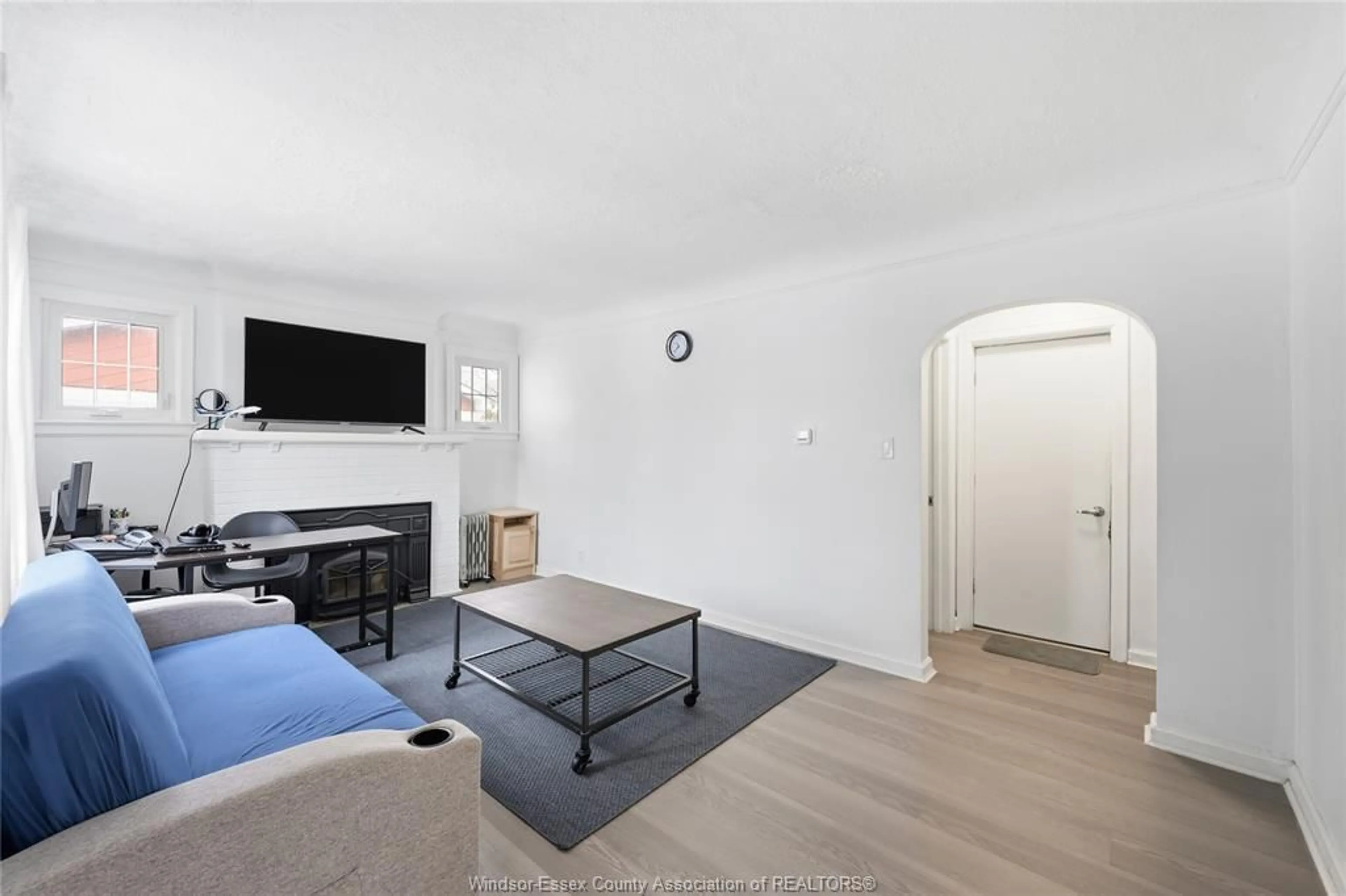 Living room with furniture, unknown for 3396 WOODWARD Blvd, Windsor Ontario N8W 2Y6