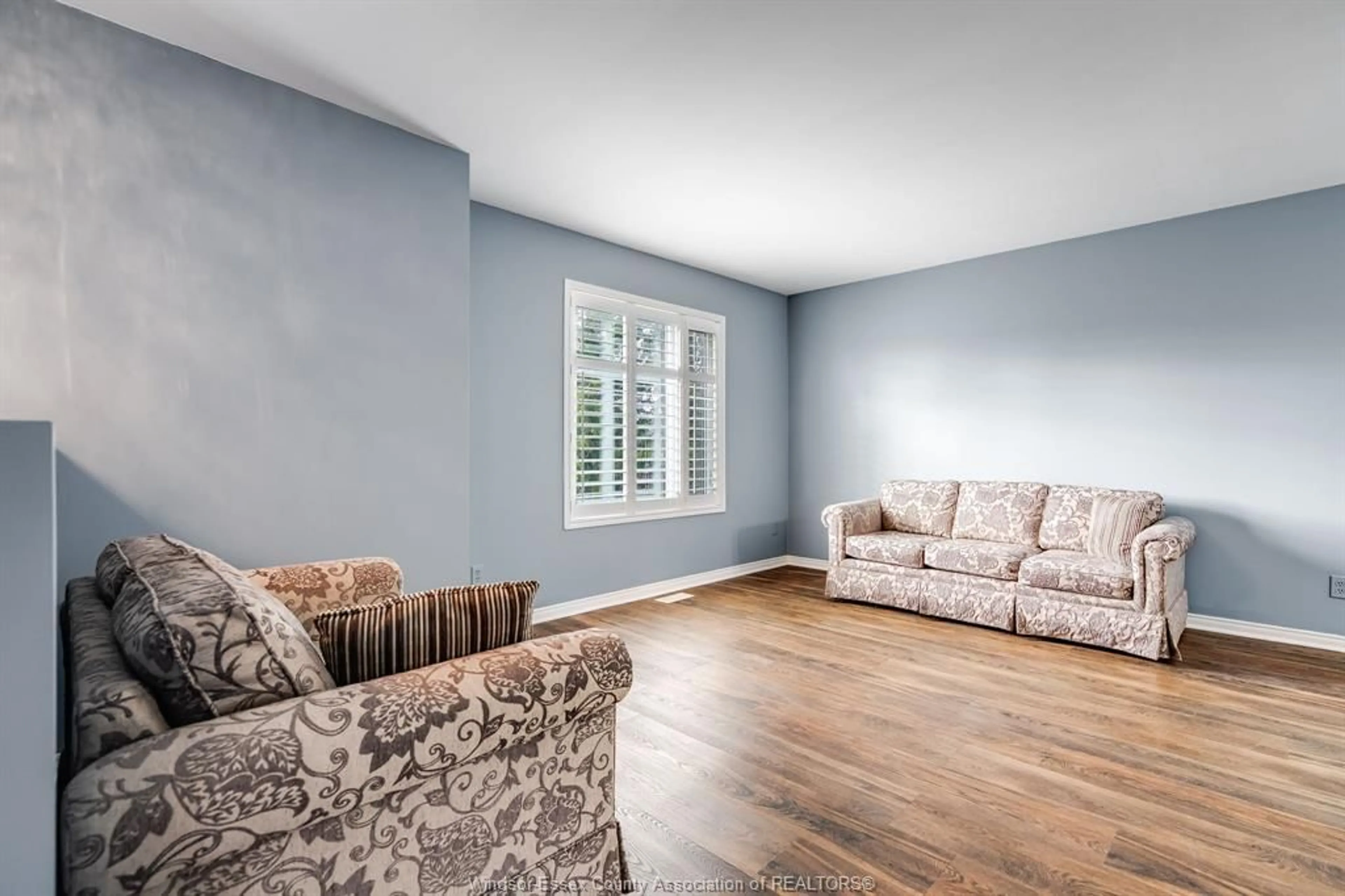 Living room with furniture, unknown for 1164 Brookview, Windsor Ontario N8W 5H5