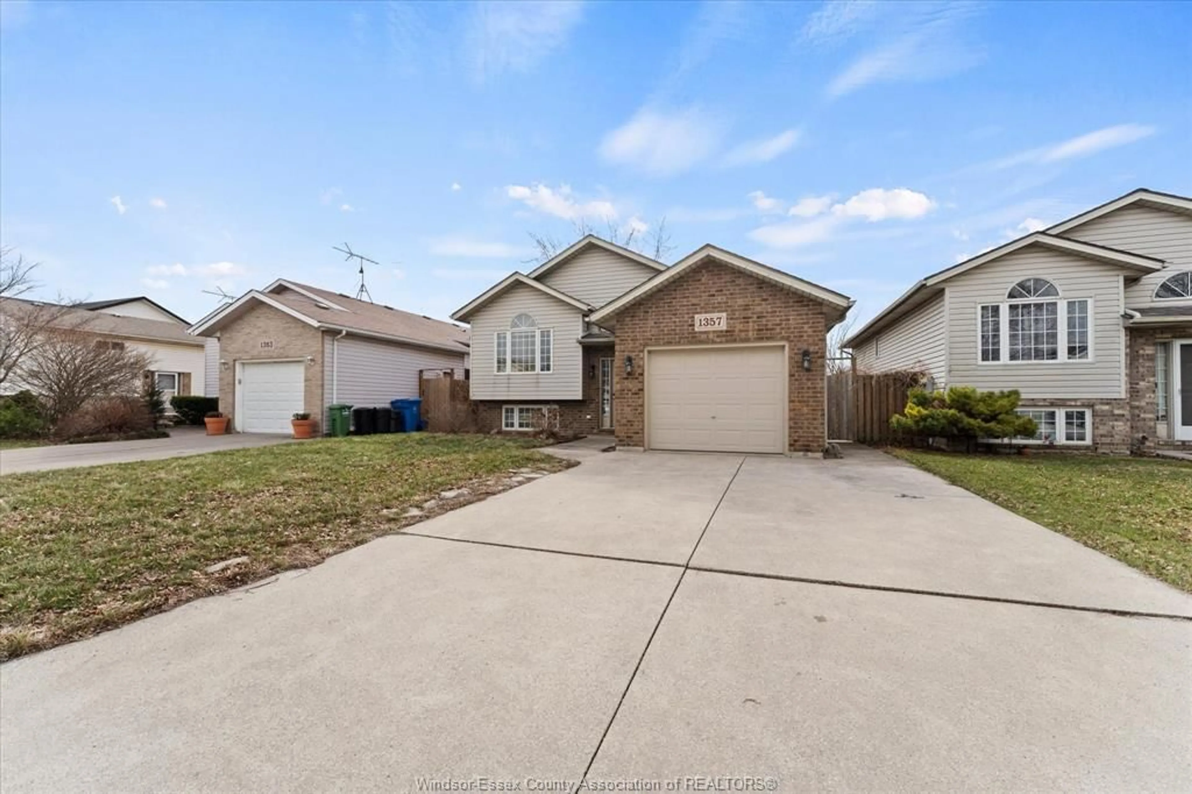 Unknown for 1357 JESSOP St, Windsor Ontario N8W 5P4