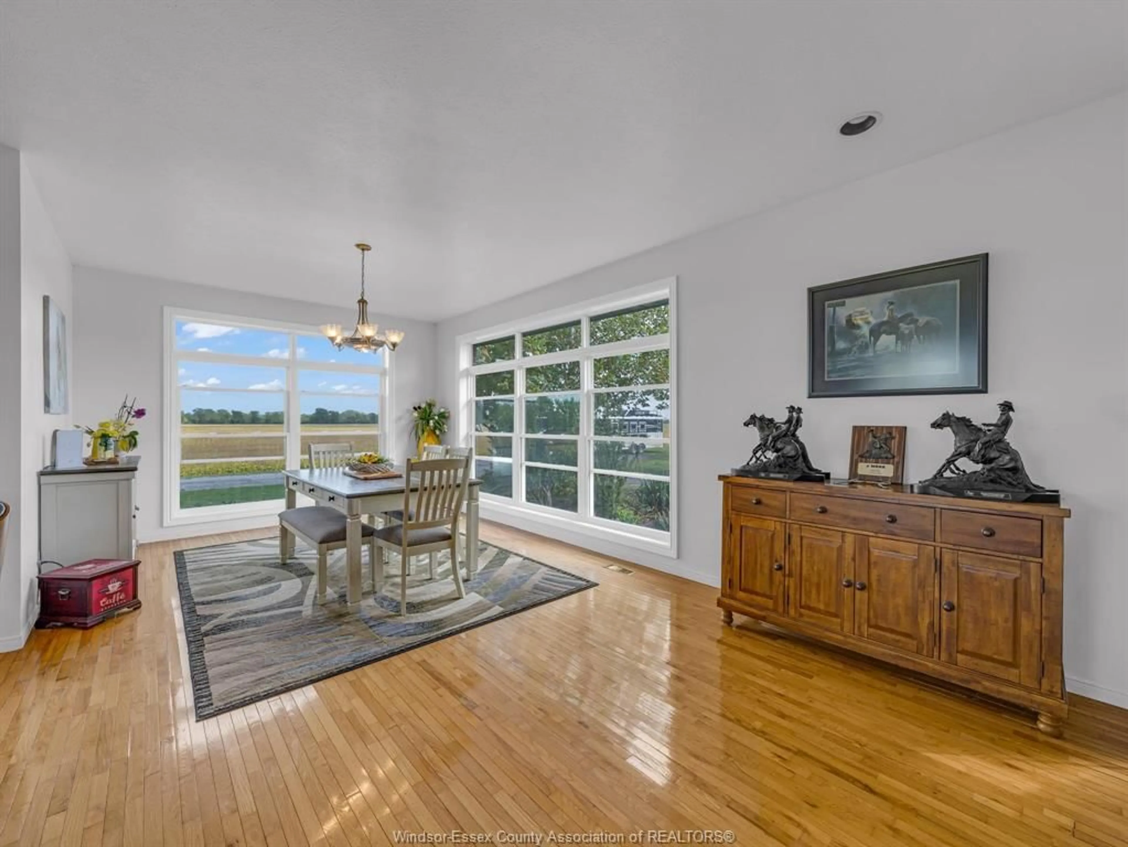 Unknown for 16925 Lakeshore Road 303, Lakeshore Ontario N0P 2L0