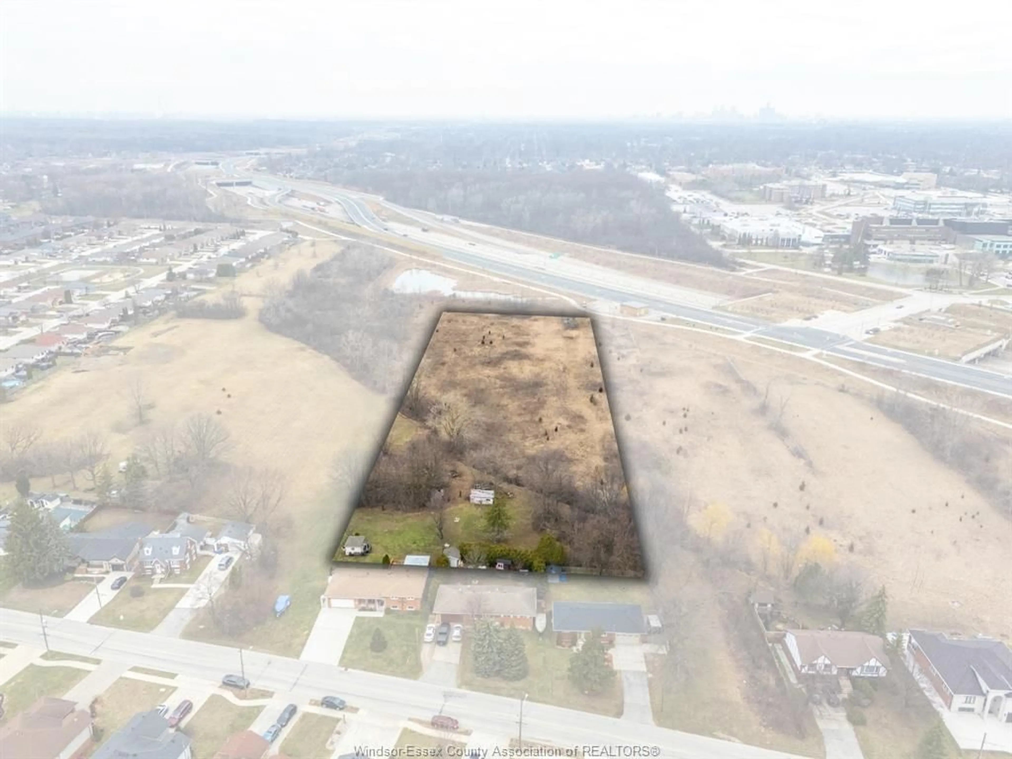 A pic from outside/outdoor area/front of a property/back of a property/a pic from drone, building for V/L Randolph Ave, LaSalle Ontario N9H 1C1