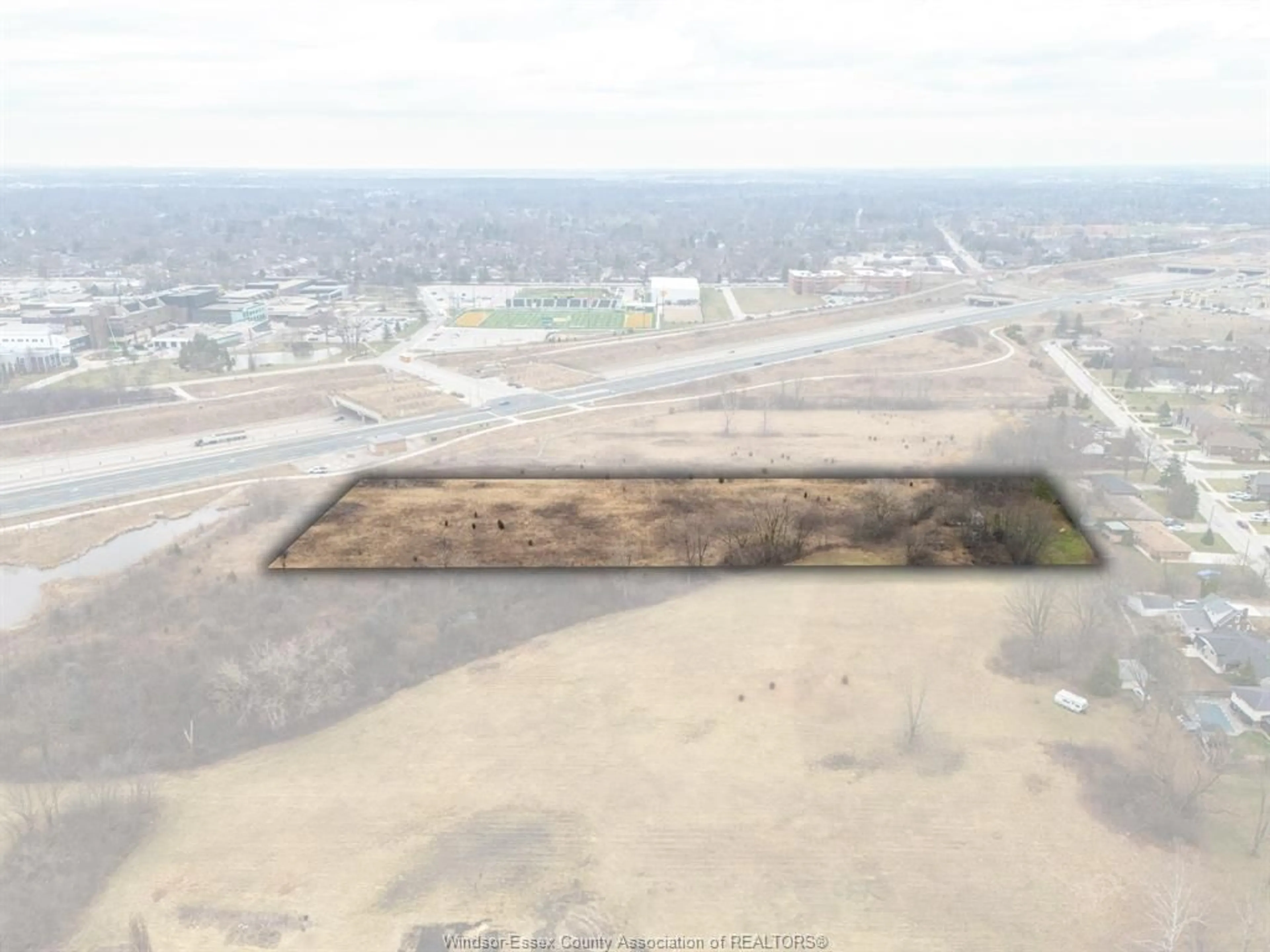 Blurry image for V/L Randolph Ave, LaSalle Ontario N9H 1C1