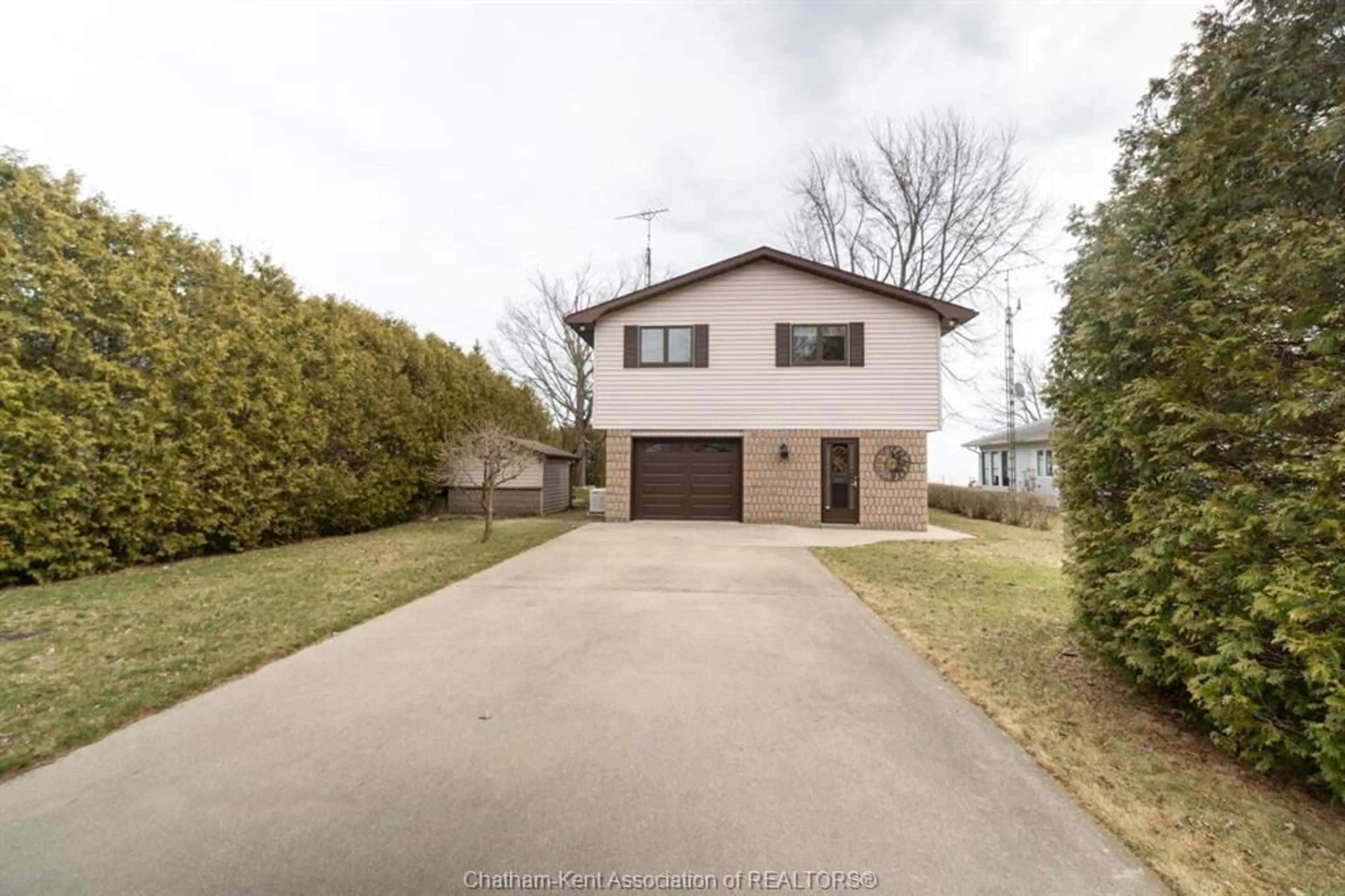 A pic from outside/outdoor area/front of a property/back of a property/a pic from drone, unknown for 12040 Rose Beach Line, Morpeth Ontario N0P 1X0