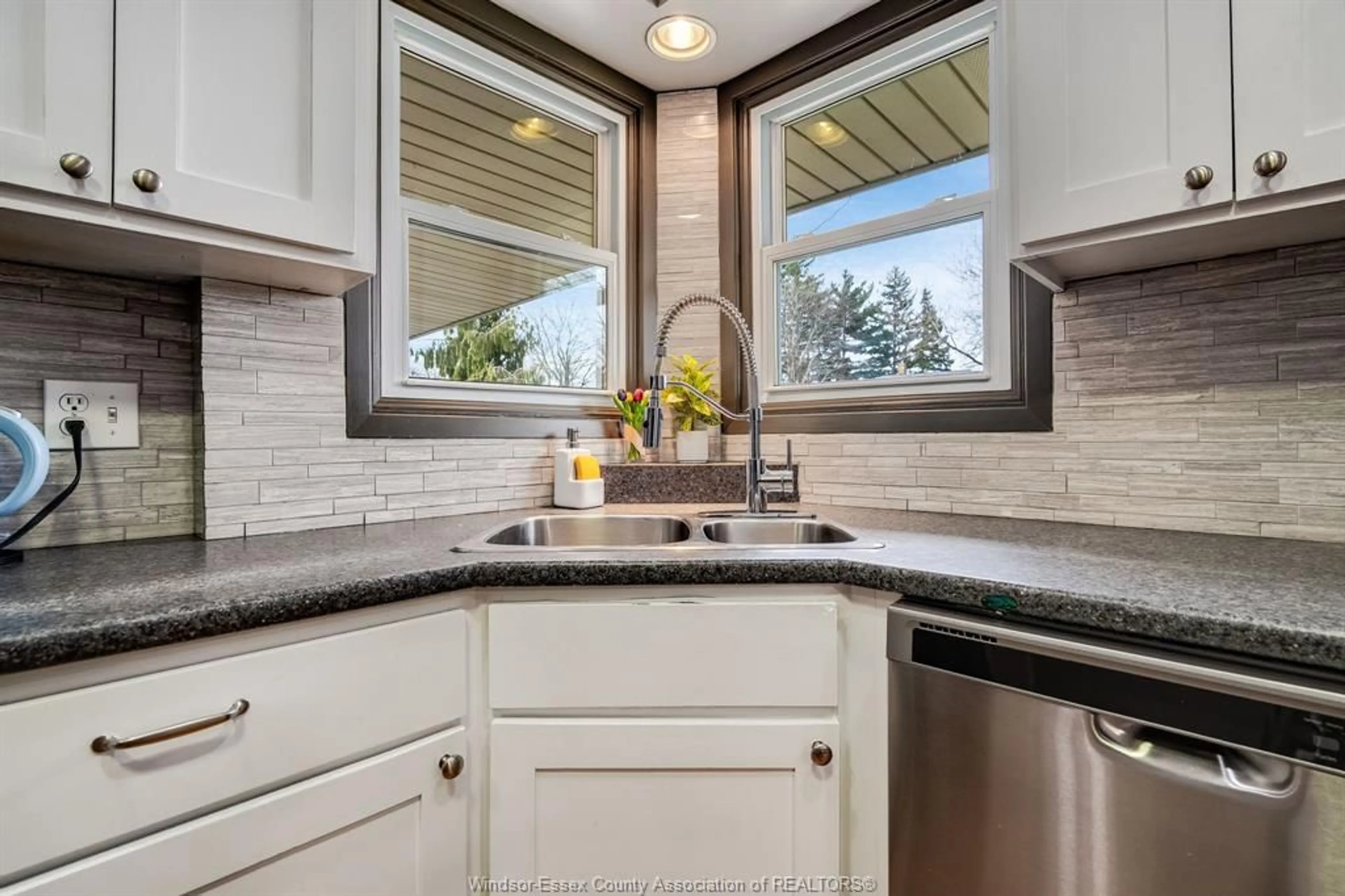 Contemporary kitchen, ceramic/tile floor for 26 Johnson Ave, Leamington Ontario N8H 3T9