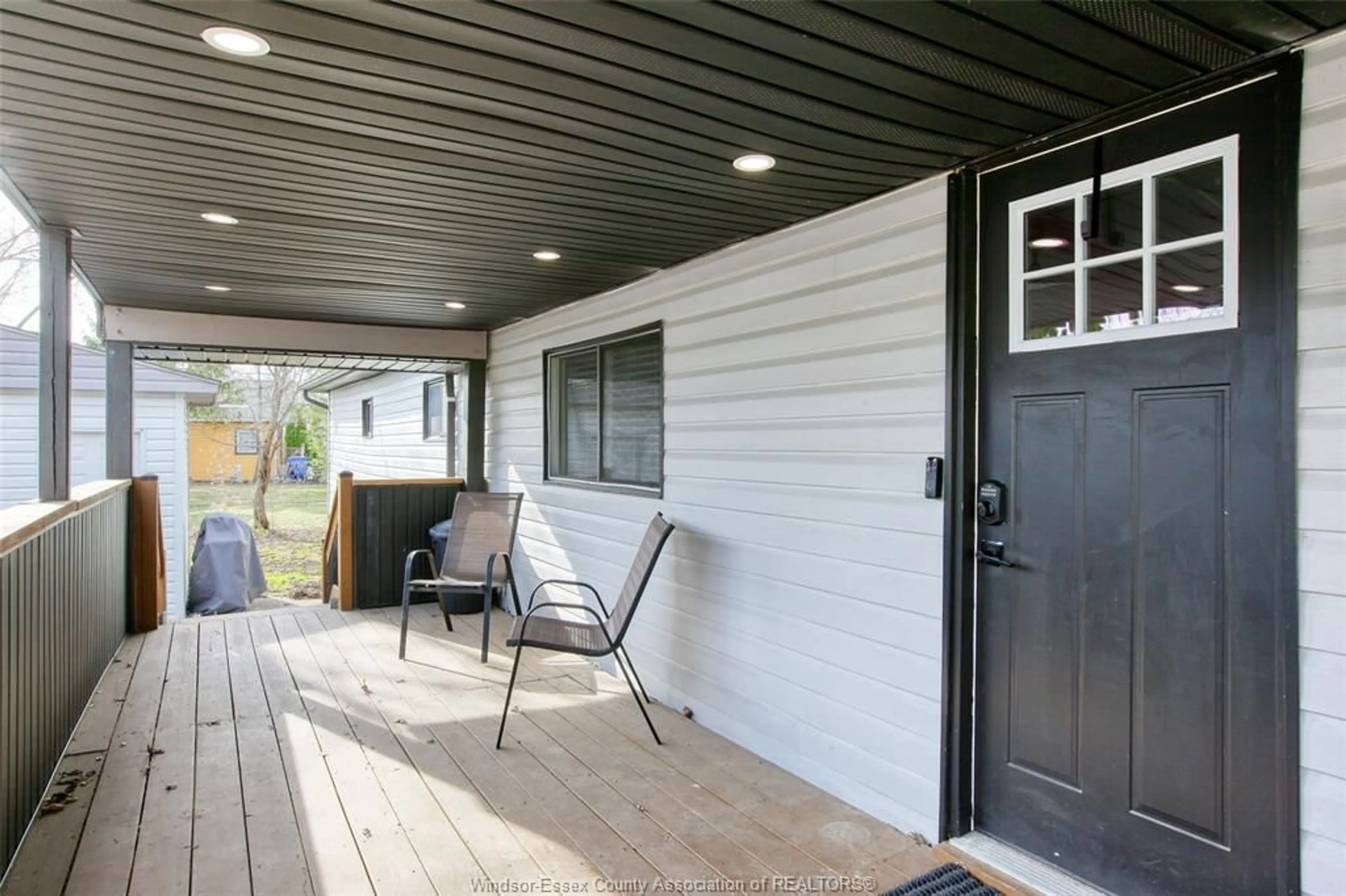 Unknown for 184 NEIL, Essex Ontario N8M 2A6