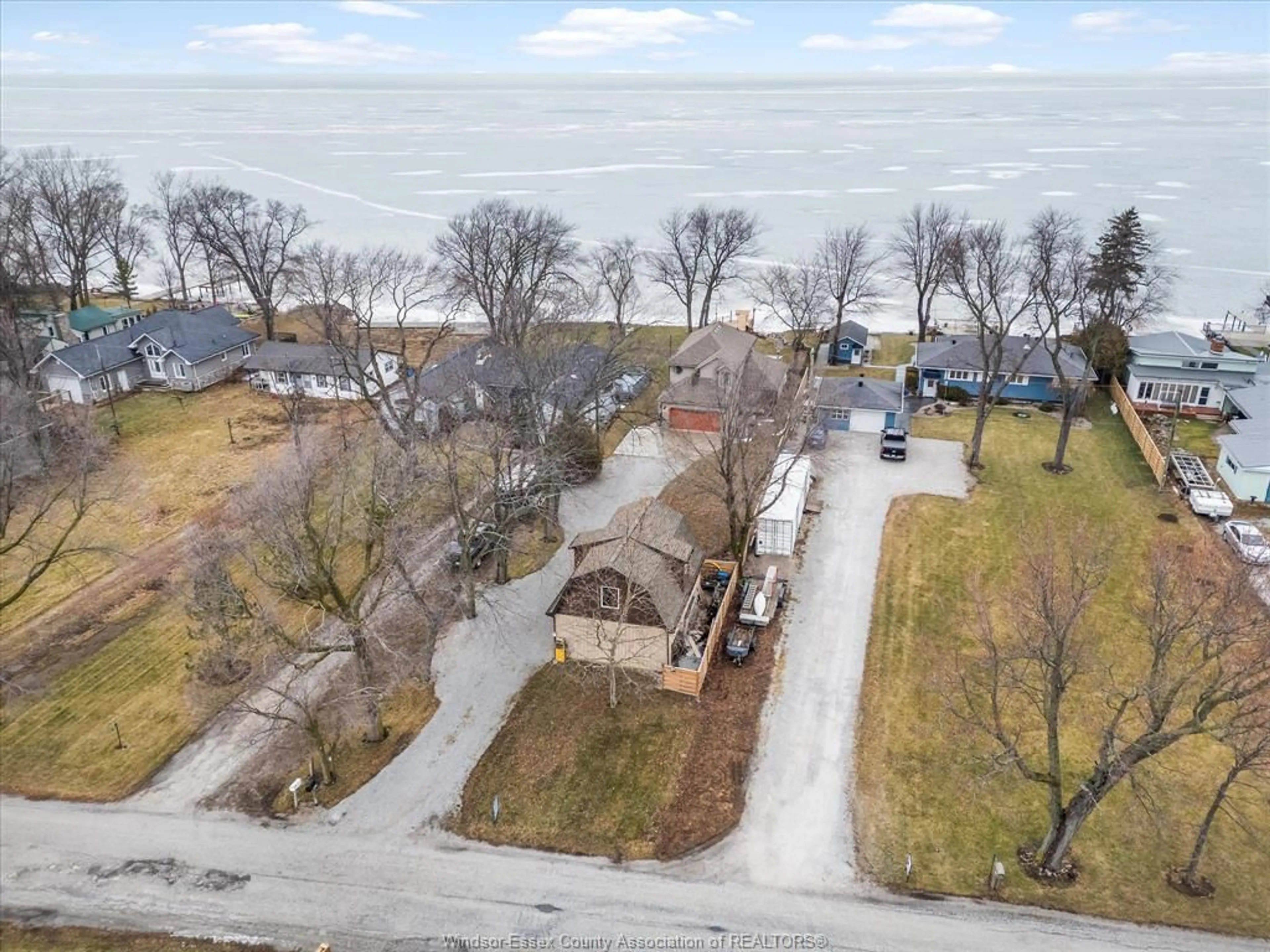 A pic from outside/outdoor area/front of a property/back of a property/a pic from drone, street for 419 CHARRON BEACH, Lakeshore Ontario N8L 1J5