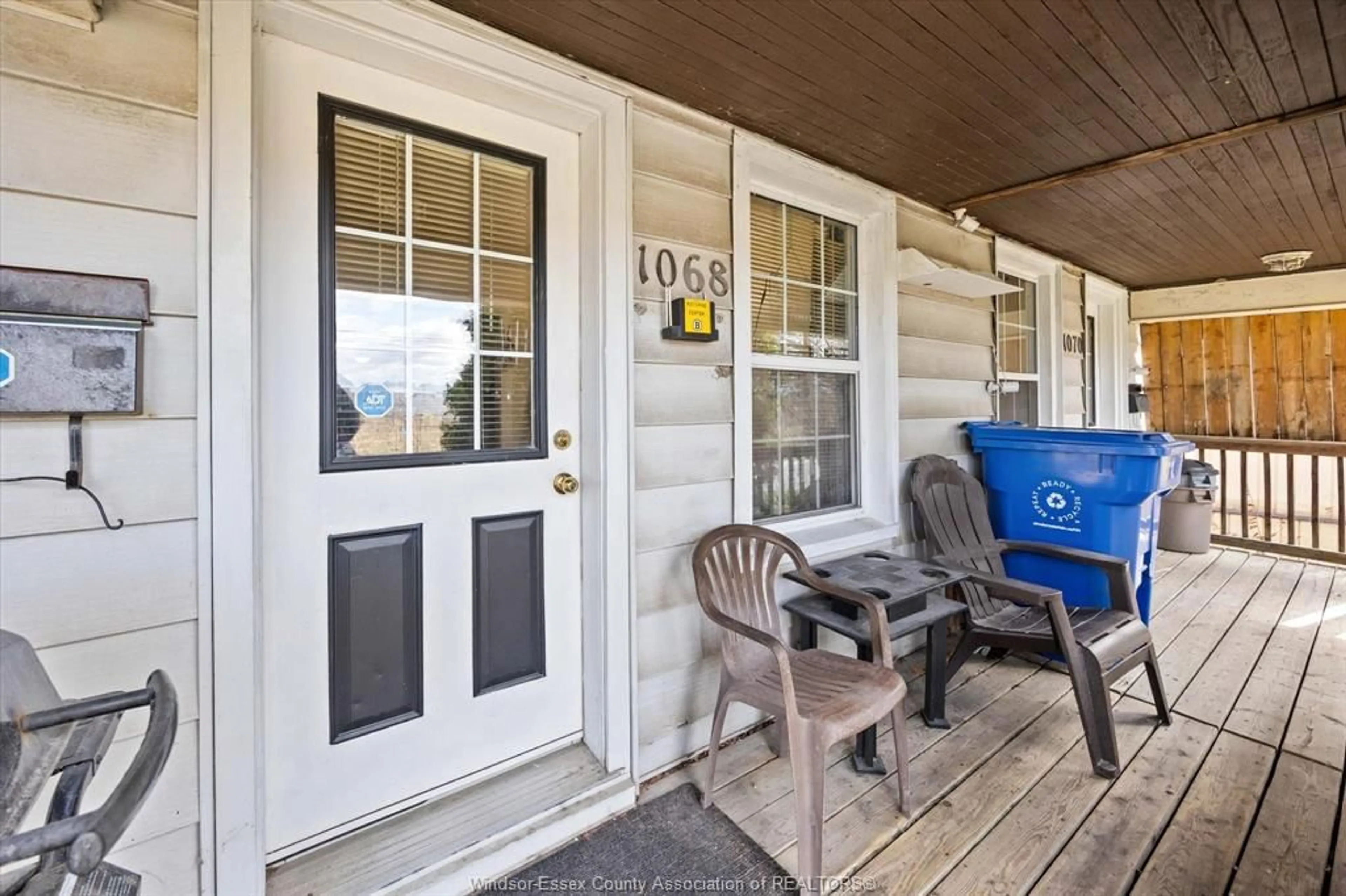 Patio, street for 1068 ST. LUKE, Windsor Ontario N8Y 3M8