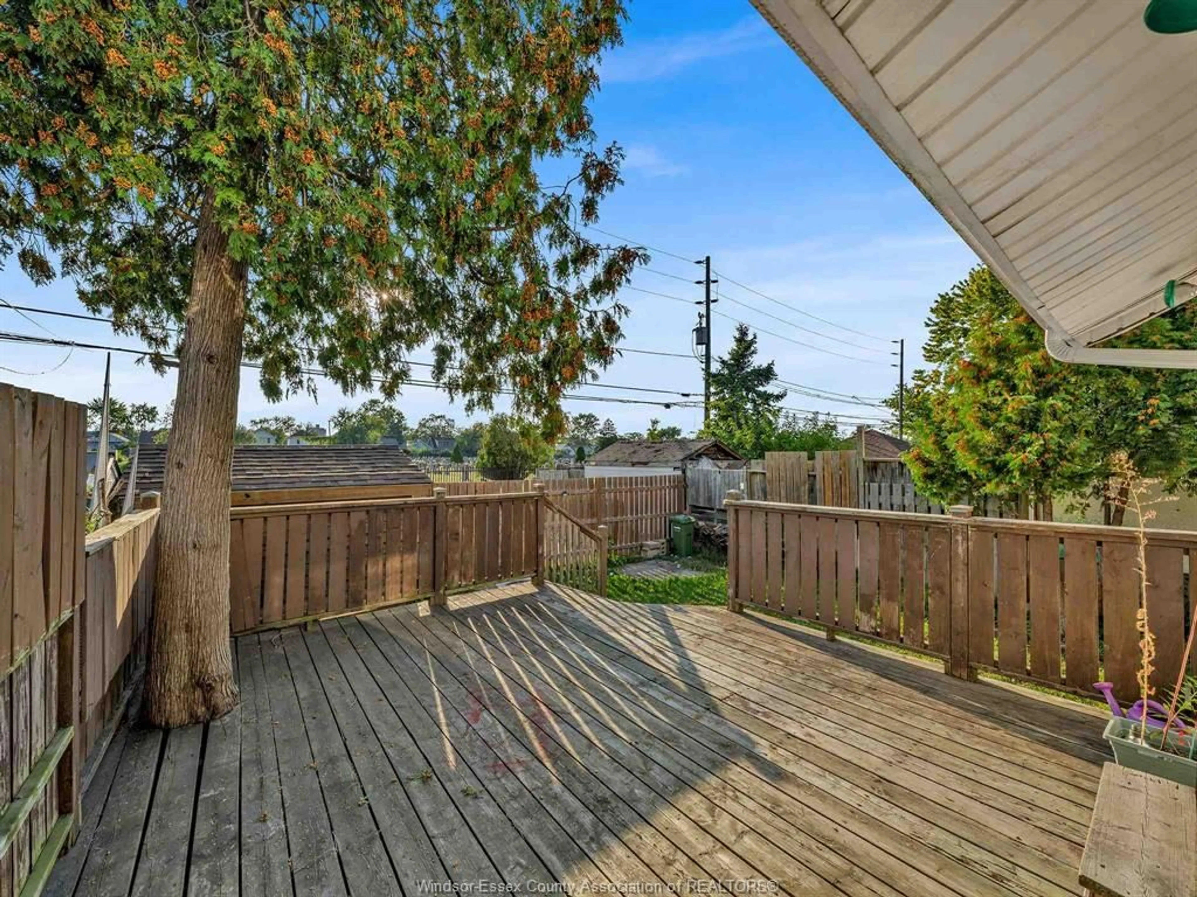 Patio, unknown for 1453 Marentette, Windsor Ontario N8X 4E2