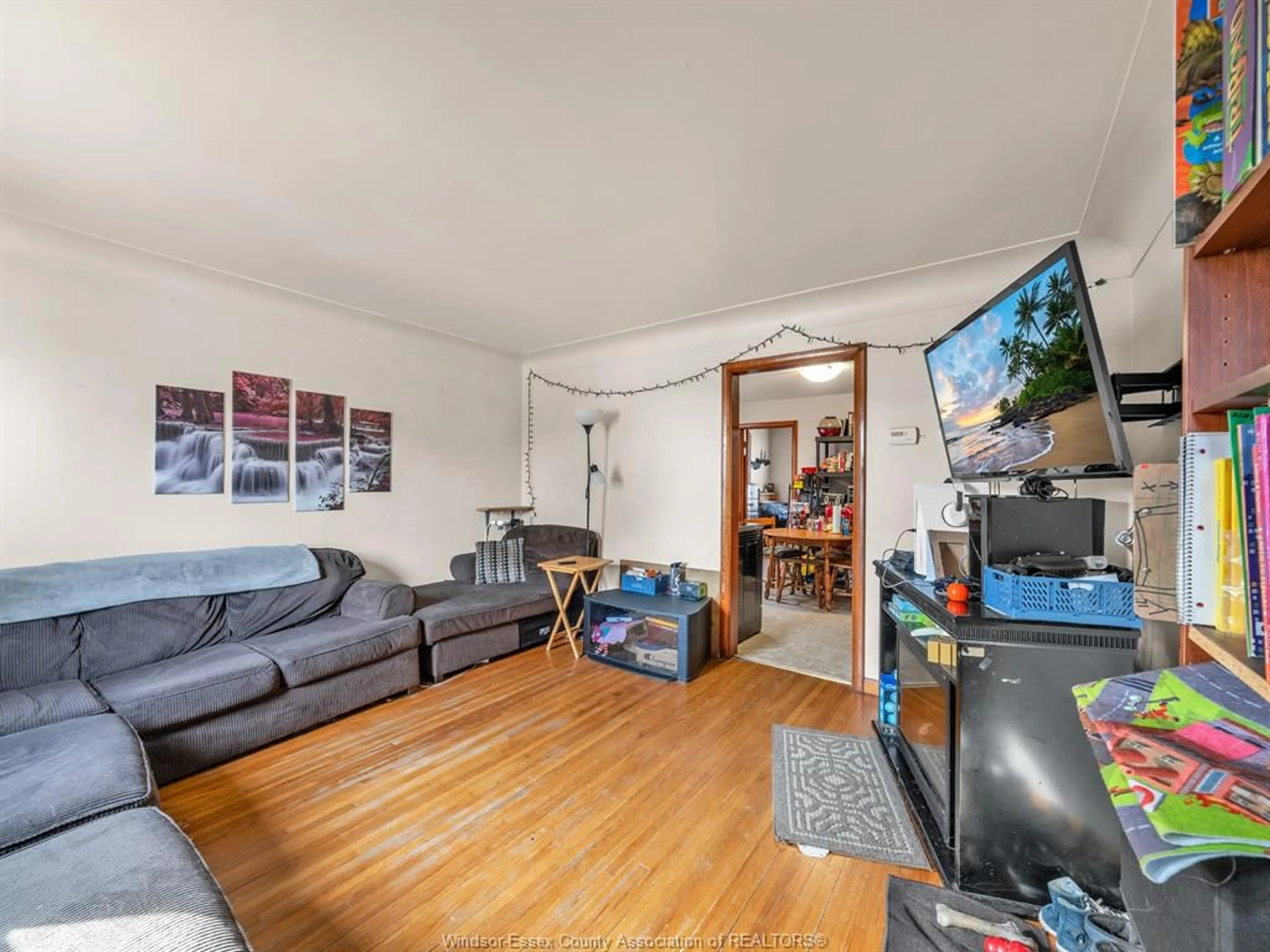 Living room with furniture, unknown for 1477 WINDERMERE Rd, Windsor Ontario N8Y 3G1