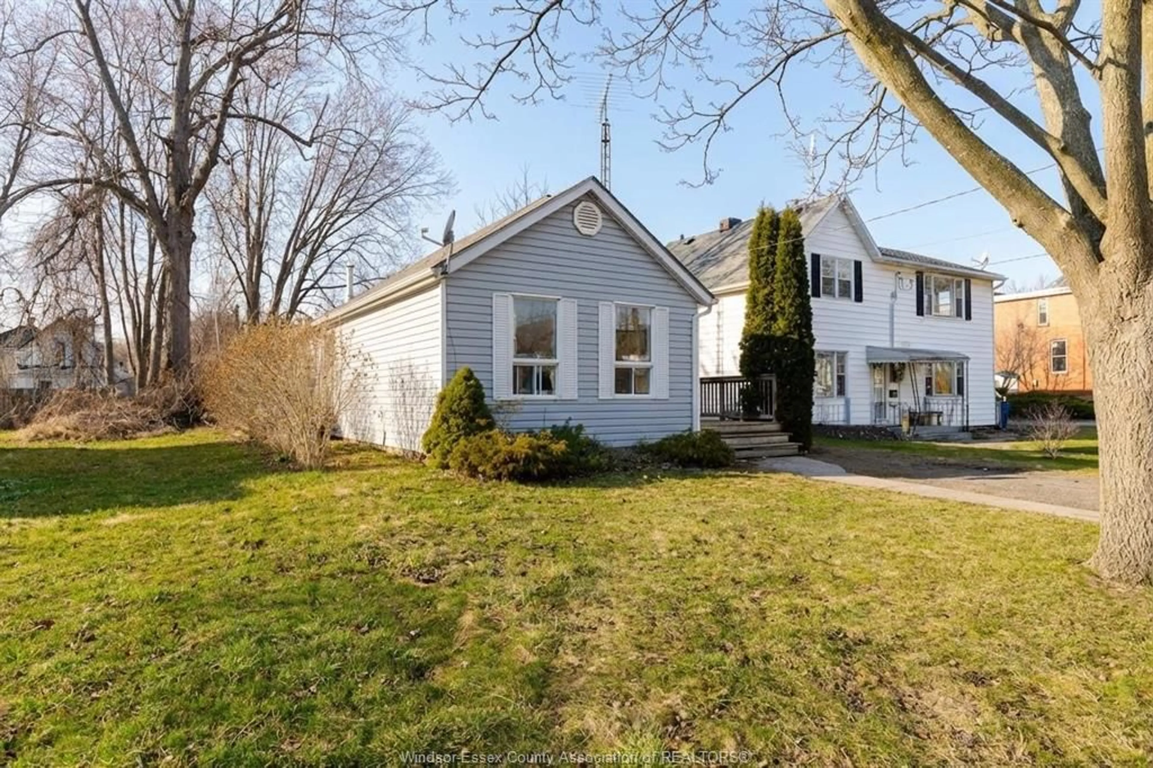 Unknown for 24 BAXTER, Chatham Ontario N7M 4P7