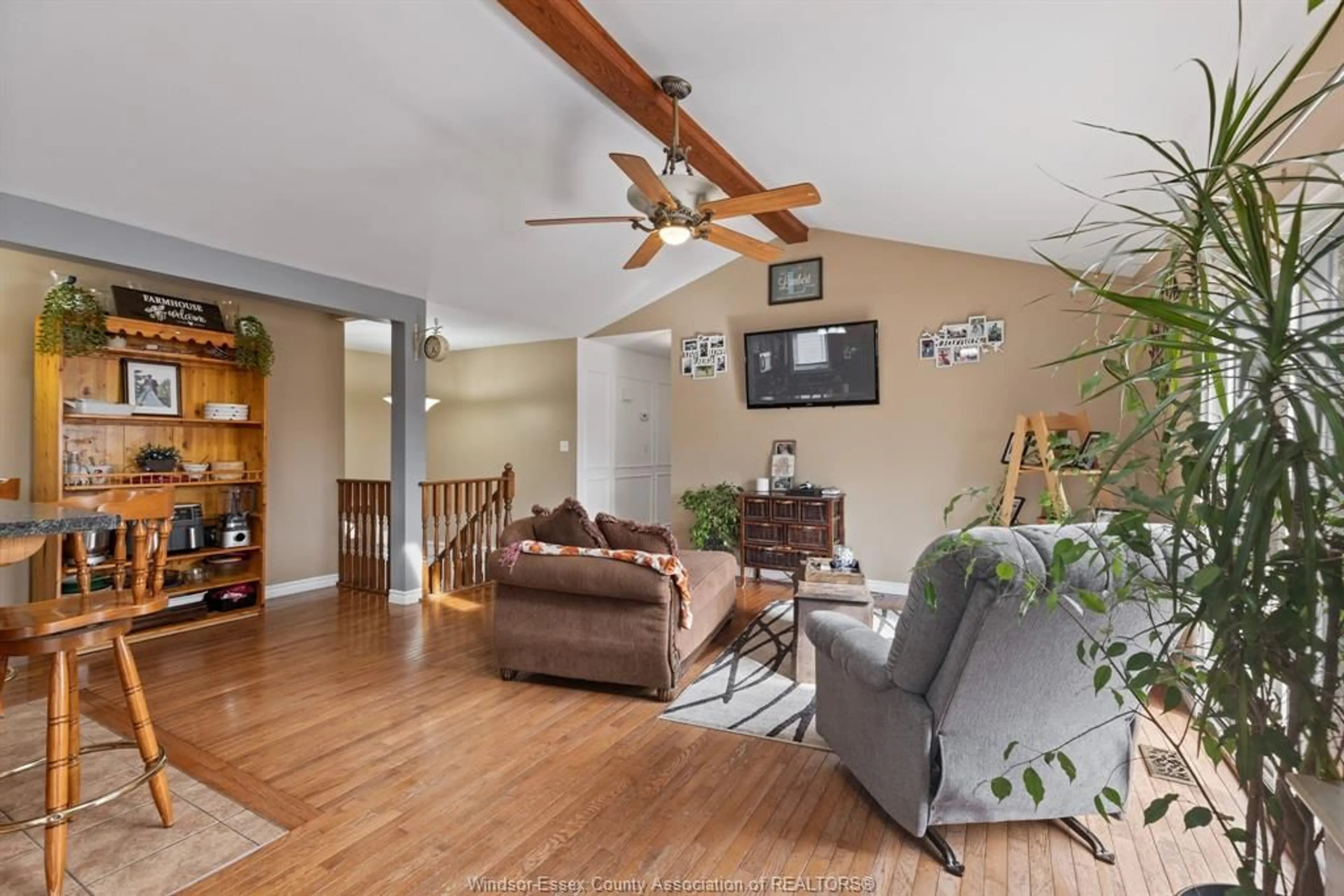 Living room with furniture, unknown for 230 ERIE St, Harrow Ontario N0R 1G0