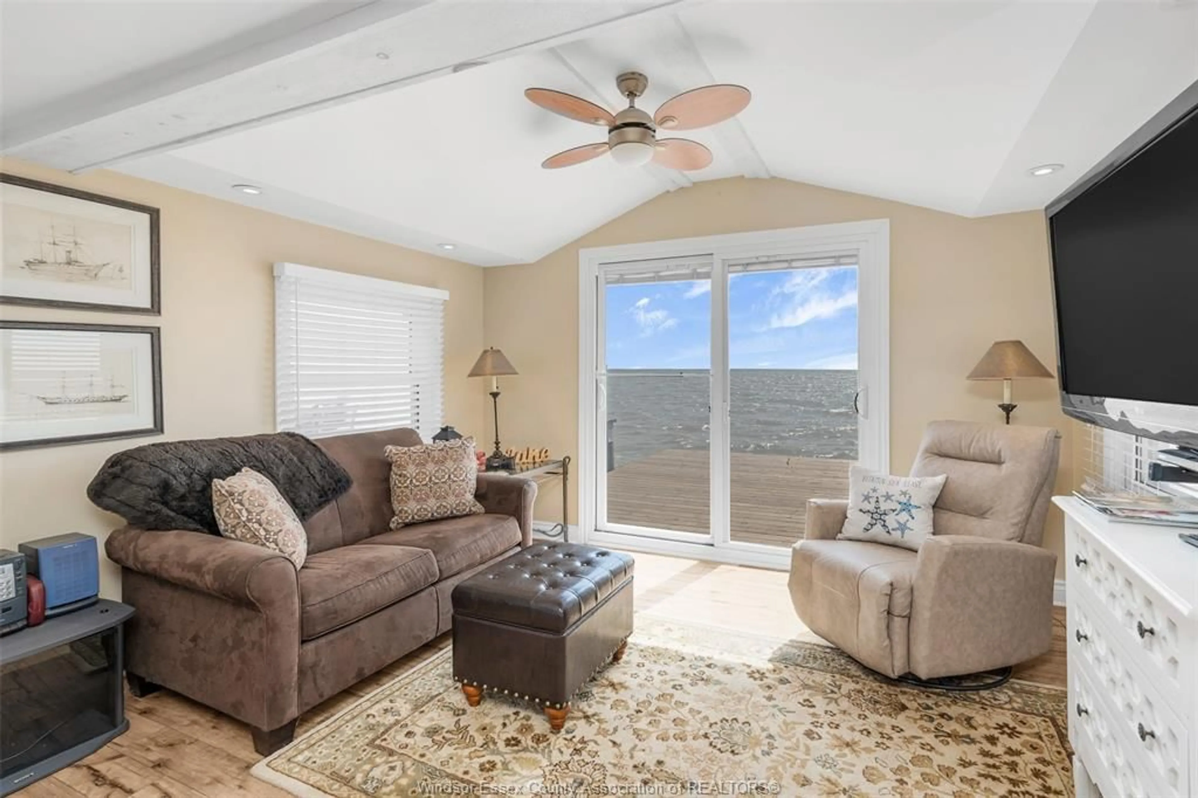 Living room with furniture, unknown for 994 POINT PELEE Dr, Leamington Ontario N8H 3V4