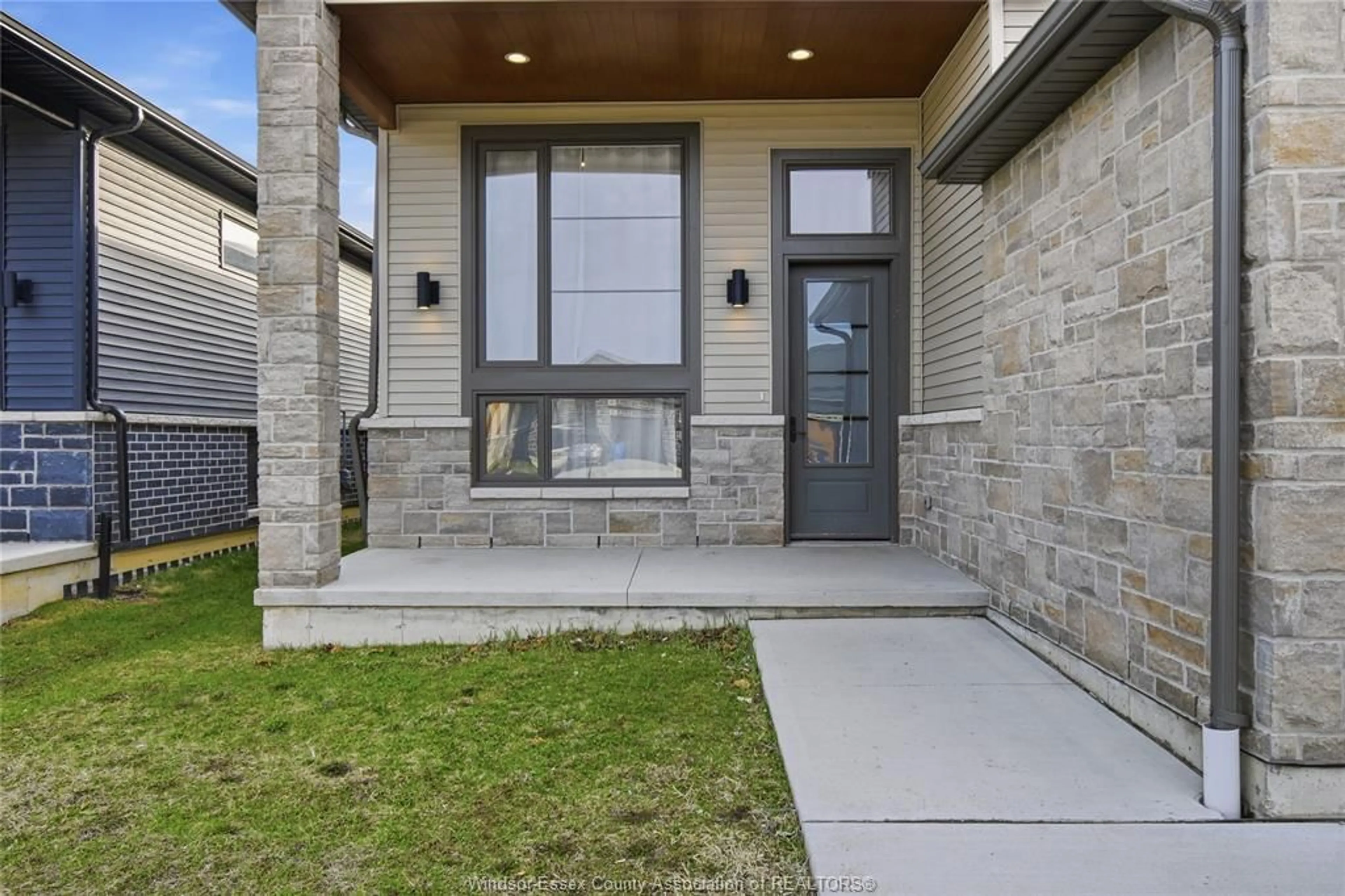 Unknown for 106 IRONWOOD Trail, Chatham Ontario N7M 0T3