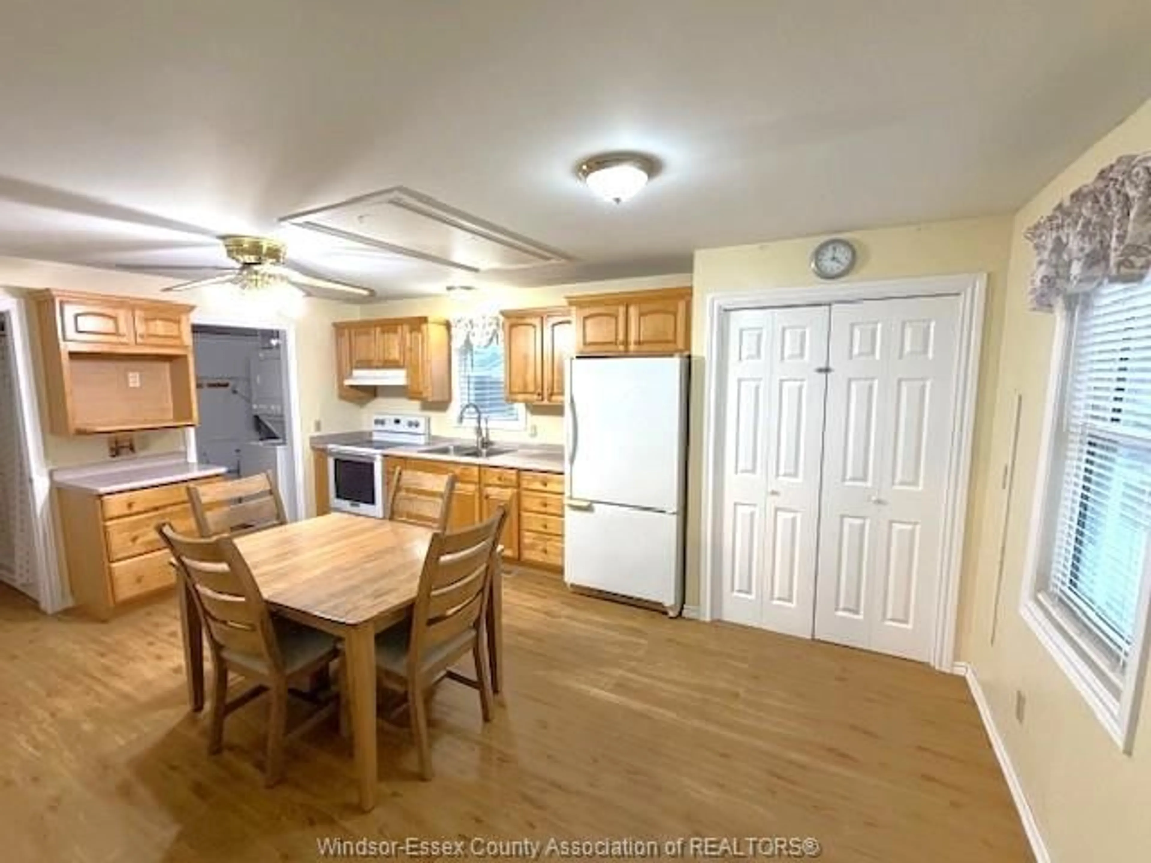 Standard kitchen, unknown for 214 Caruhel Dr., Lakeshore Ontario N0R 1C0