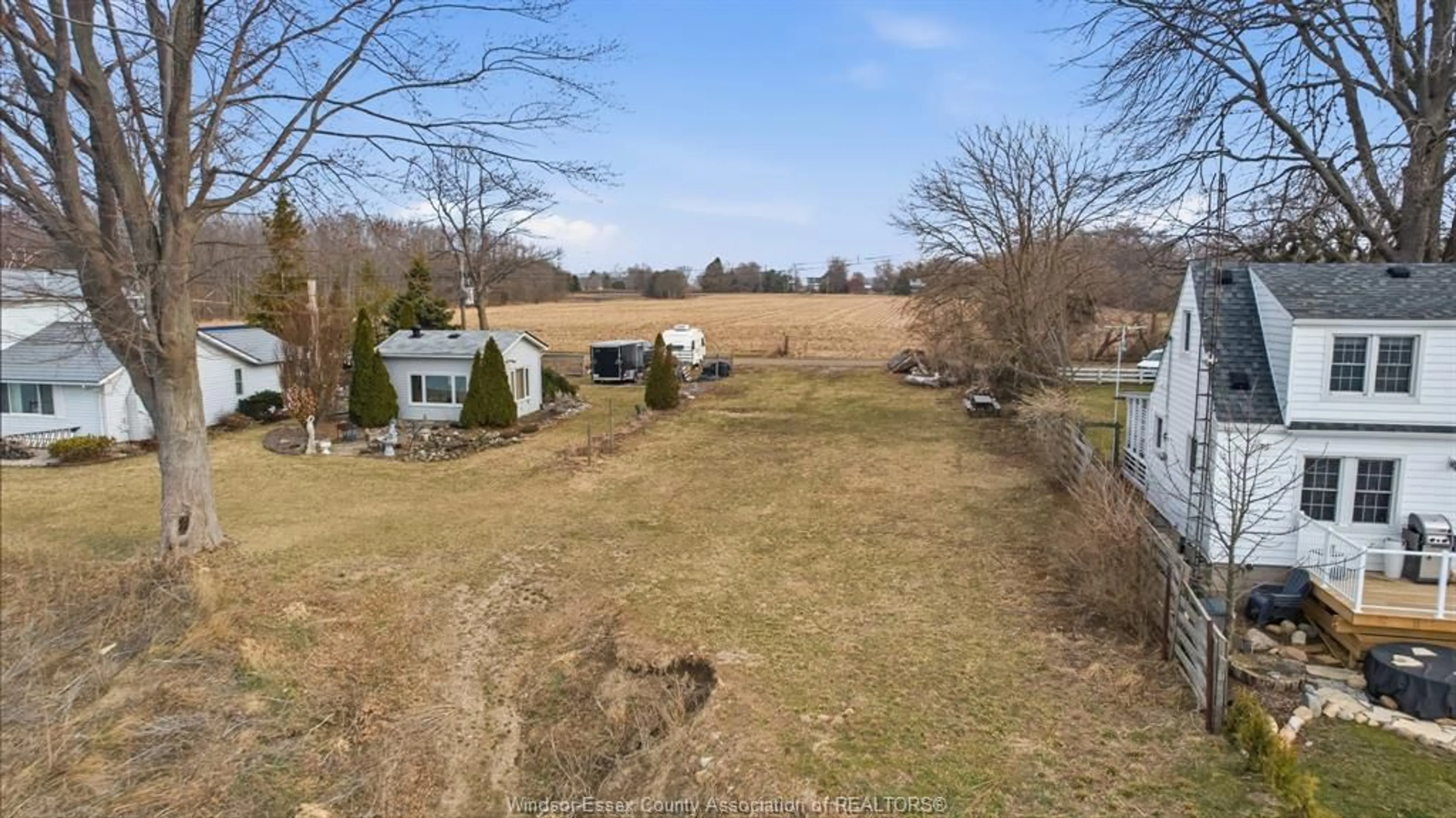 A pic from outside/outdoor area/front of a property/back of a property/a pic from drone, water/lake/river/ocean view for 143 HOWE, Essex Ontario N0R 1G0