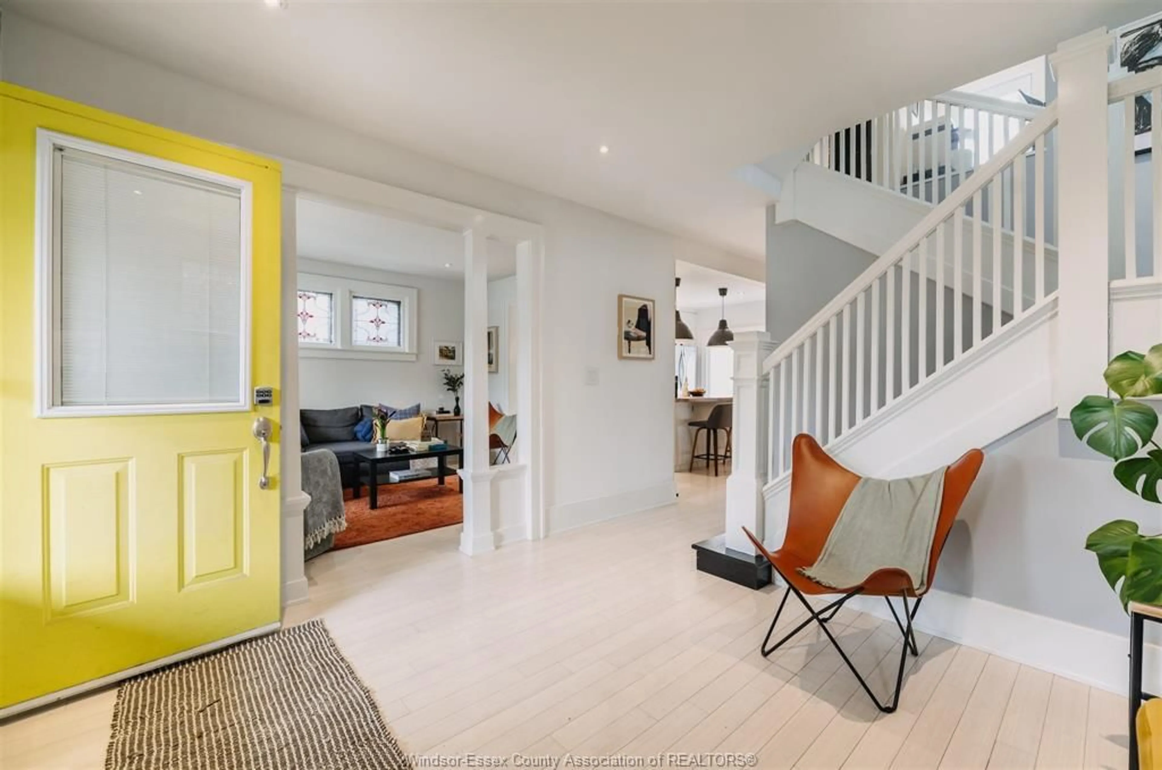 Indoor entryway for 540 MOY Ave, Windsor Ontario N9A 2A4