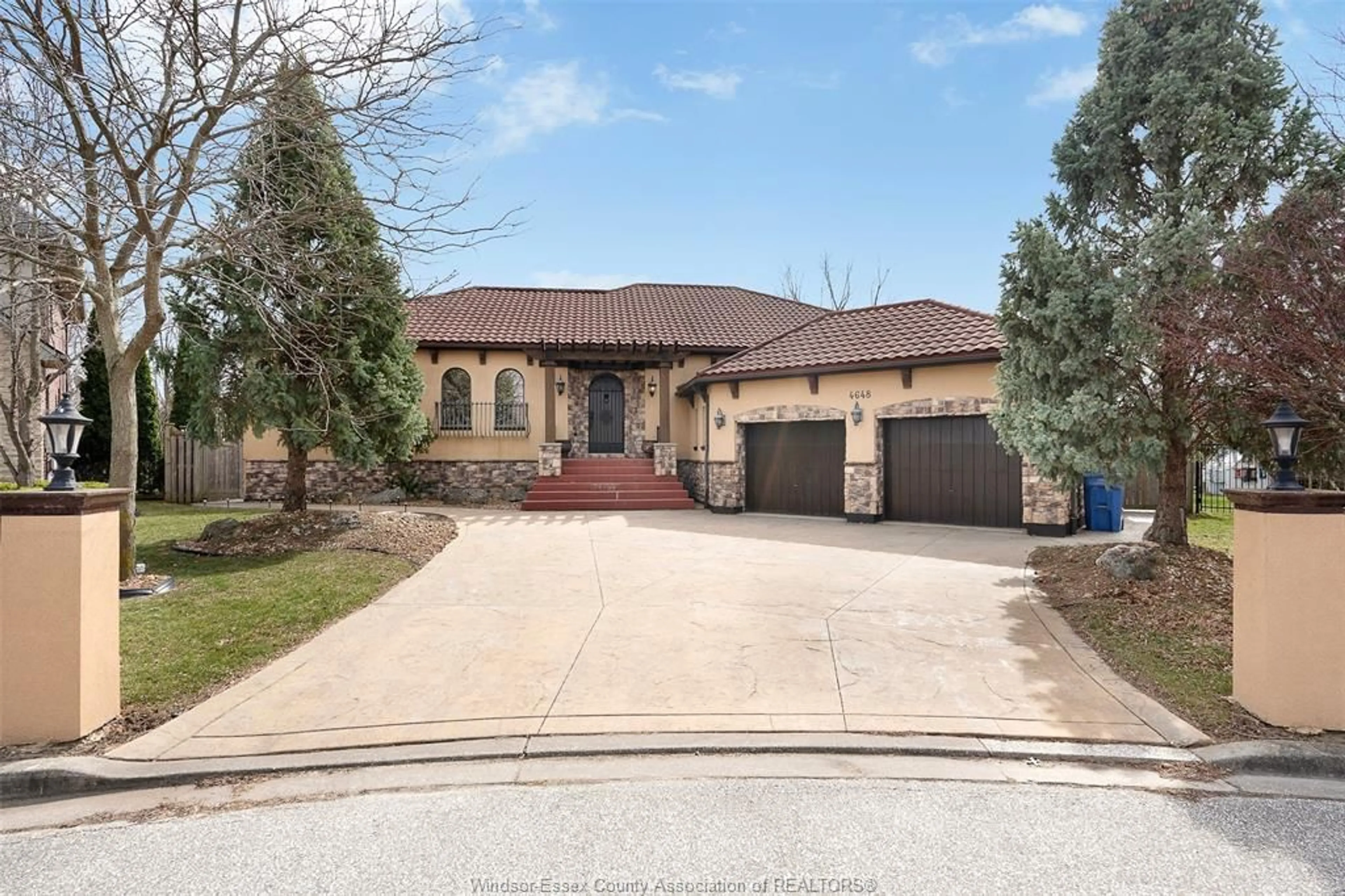 Home with brick exterior material, street for 4648 JENKELA Crt, Windsor Ontario N9G 3C4