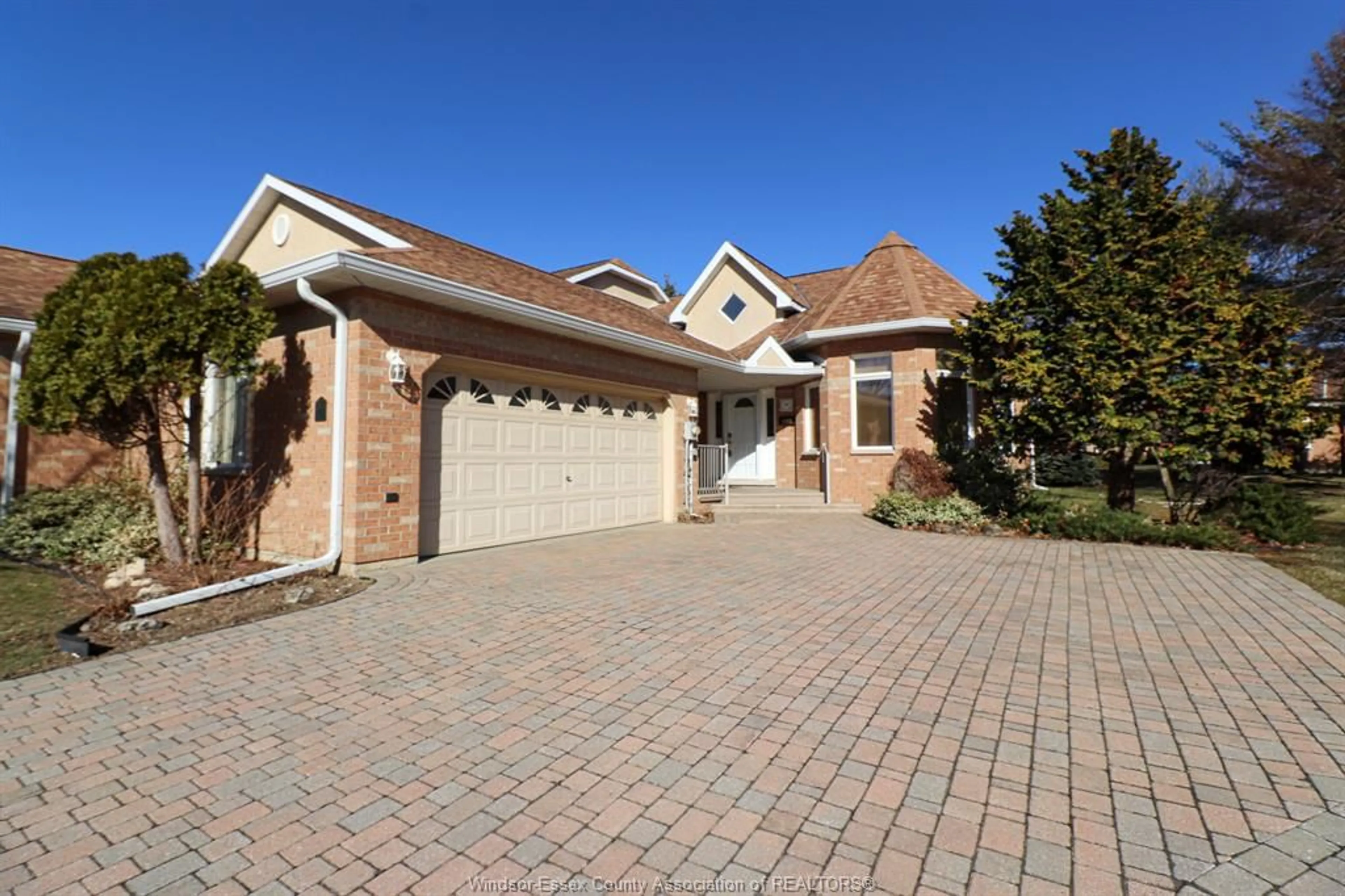 Home with brick exterior material, street for 4612 ASCOT Crt, Windsor Ontario N9G 2M1