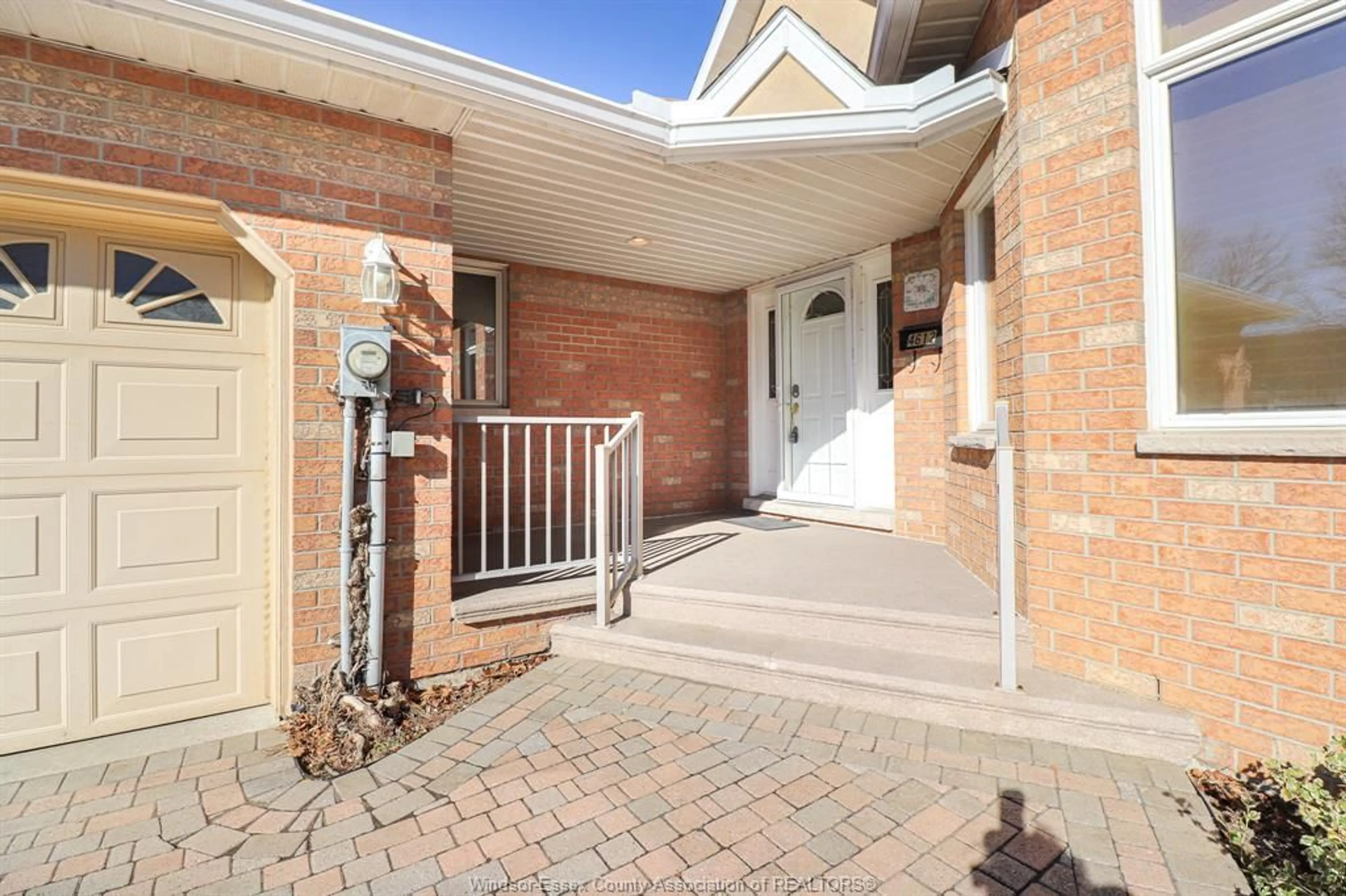 Home with brick exterior material, street for 4612 ASCOT Crt, Windsor Ontario N9G 2M1