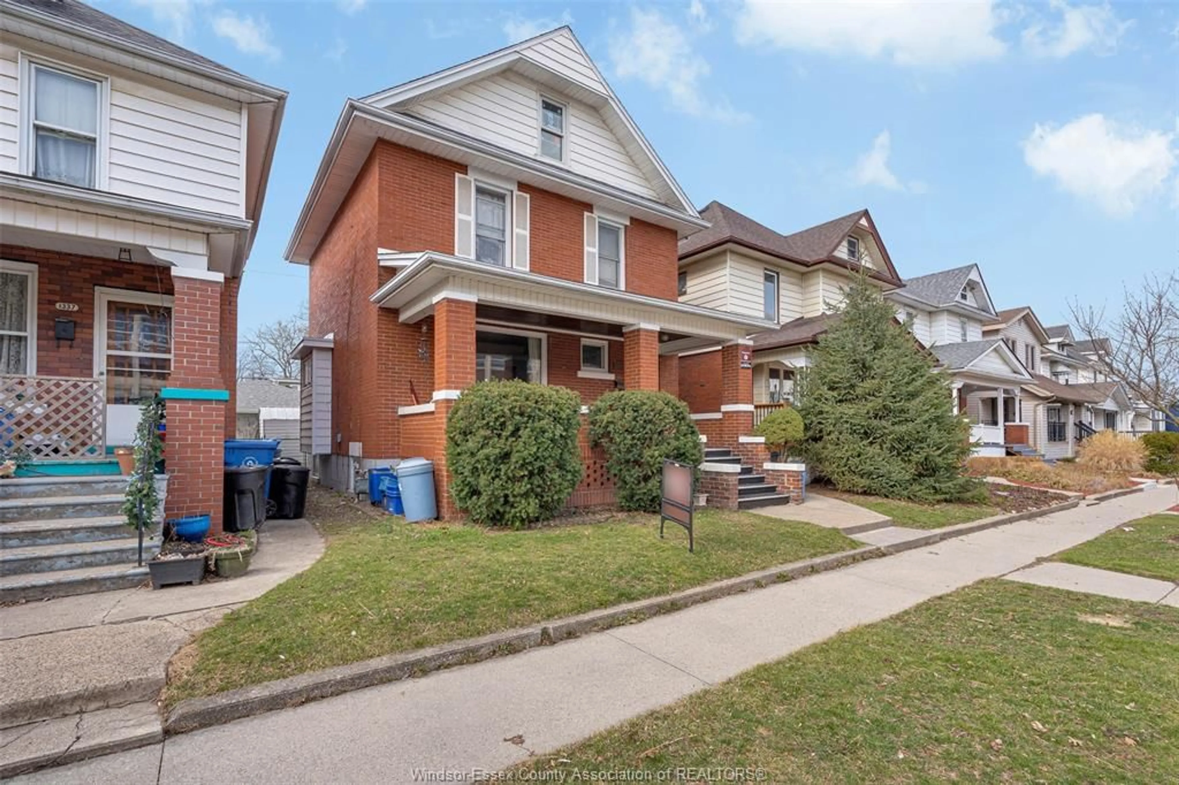 Home with brick exterior material, street for 1333 Windermere, Windsor Ontario N8Y 3G1