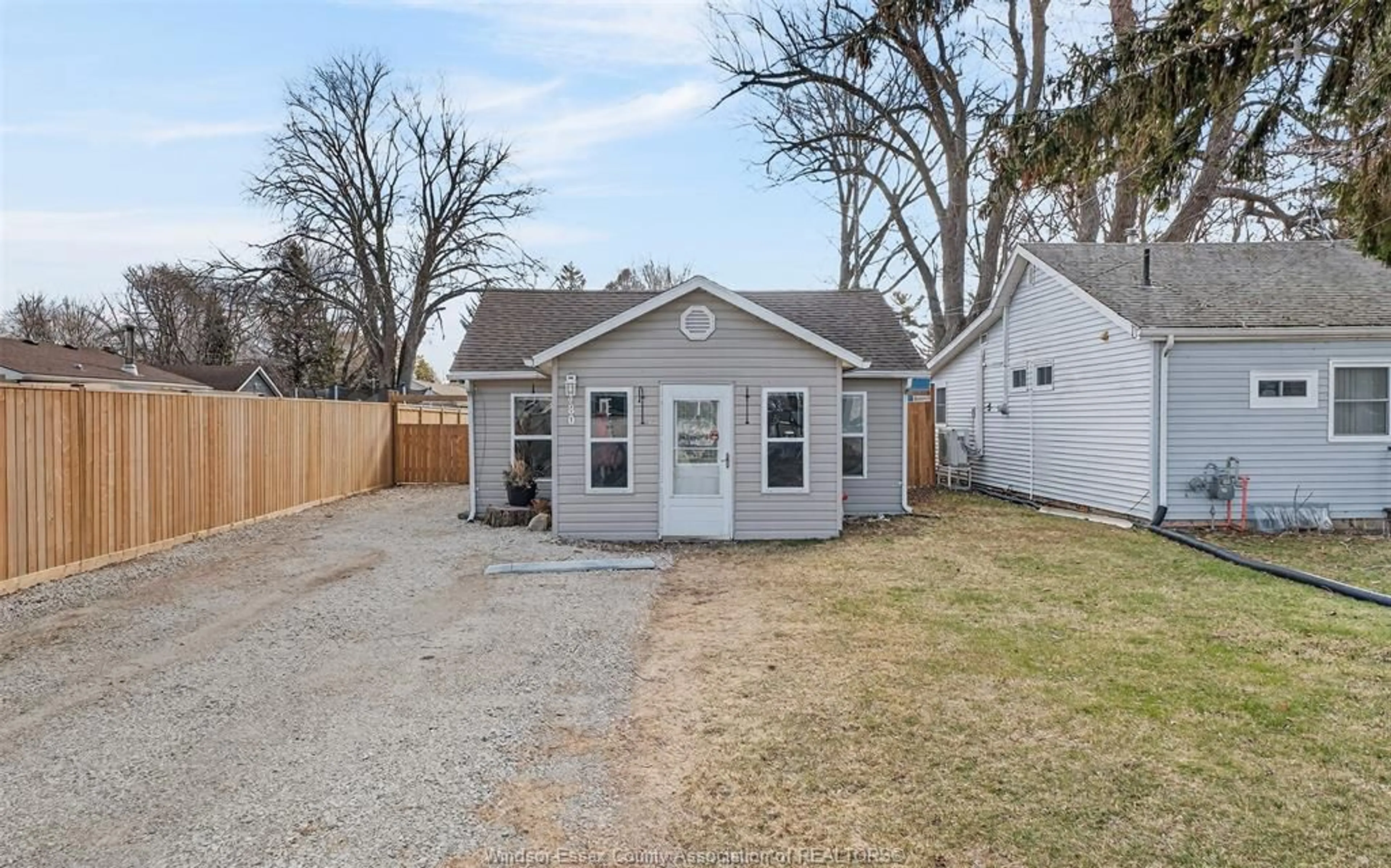 Shed for 480 JACKSON ST, Essex Ontario N0R 1G0