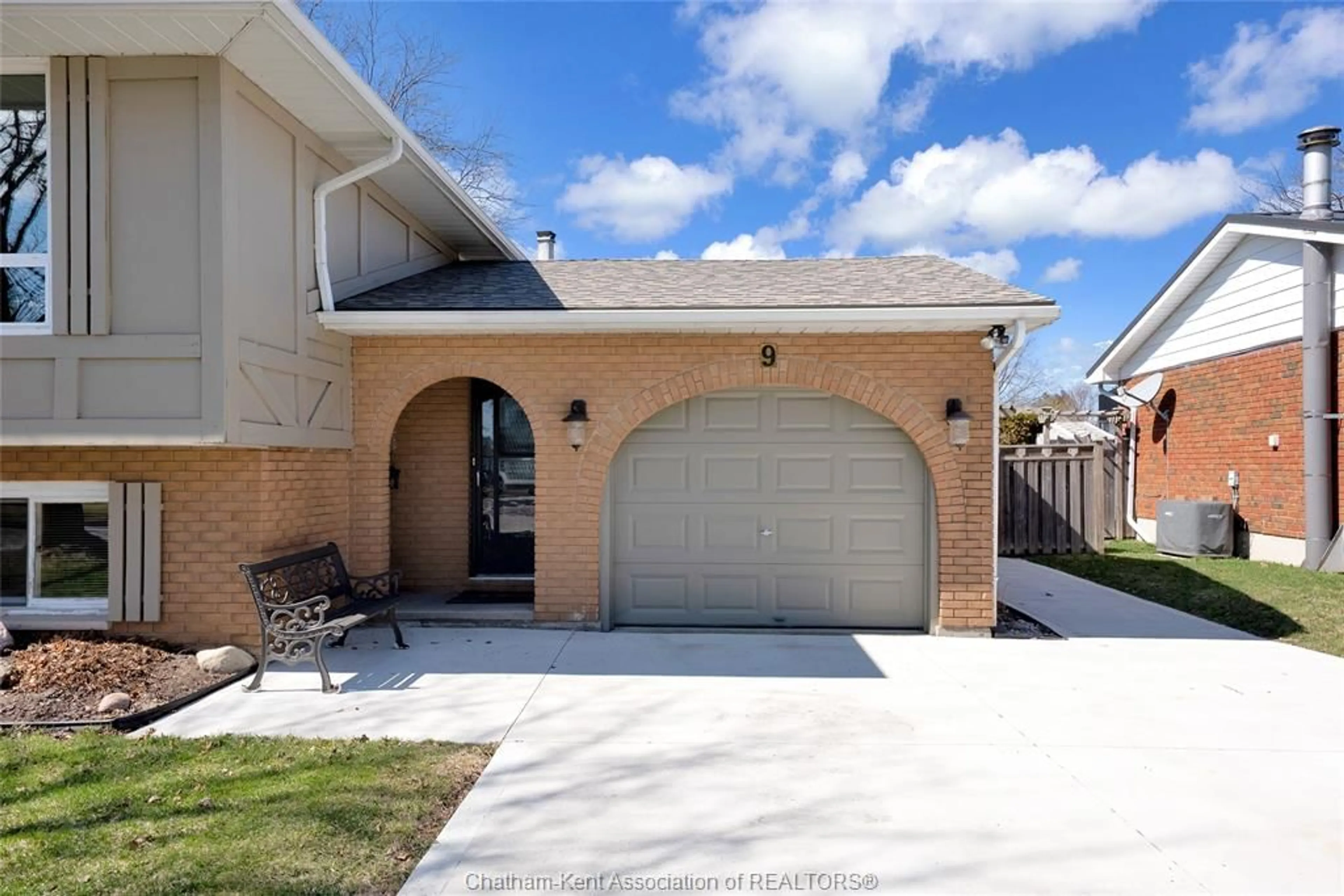 Home with brick exterior material, street for 9 Thornhill Cres, Chatham Ontario N7L 4M2