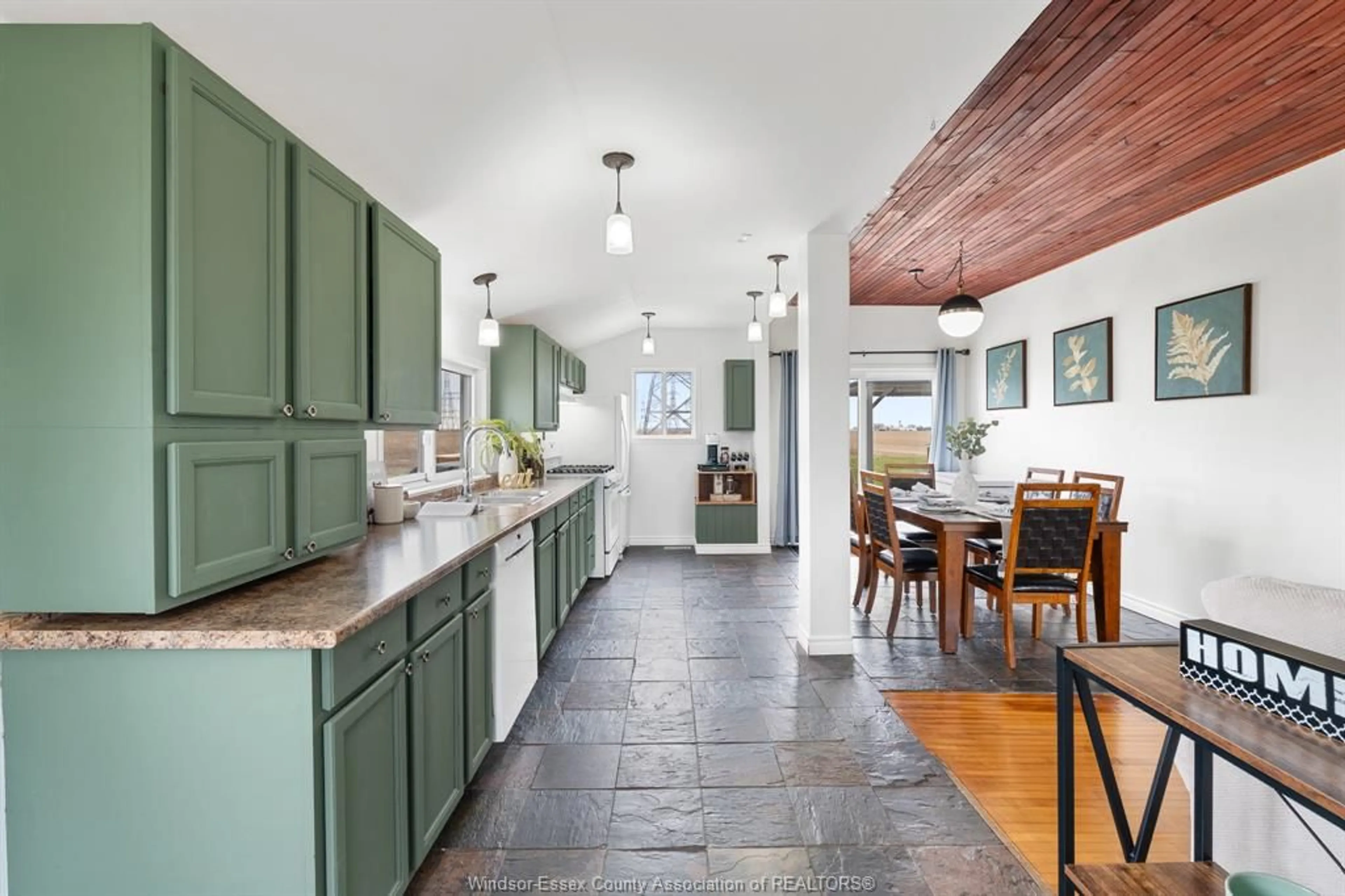 Open concept kitchen, ceramic/tile floor for 3015 COUNTY RD 46, Lakeshore Ontario N0R 1R0