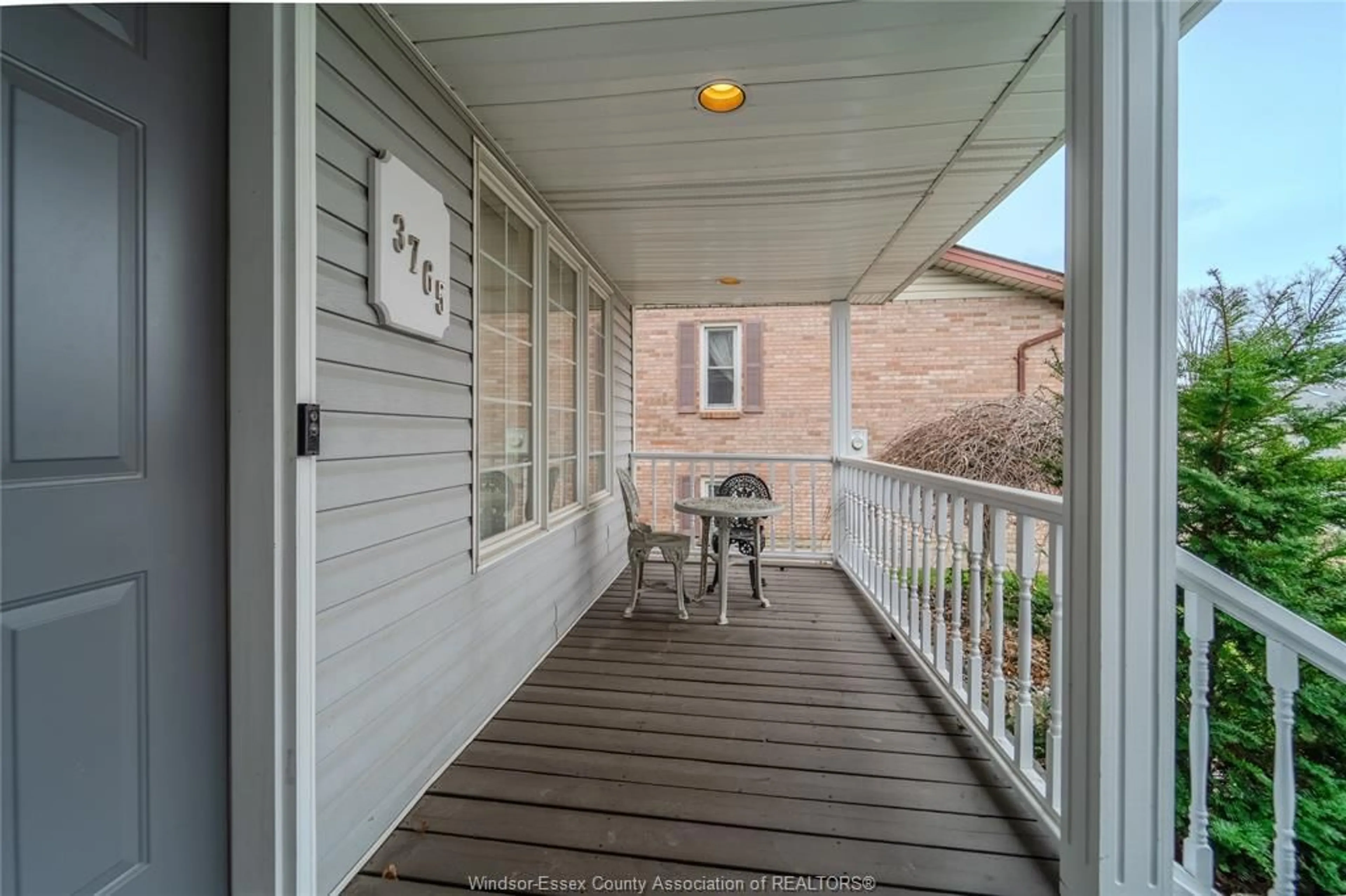 Patio, street for 3765 Woodward Blvd, Windsor Ontario N8W 2Z1