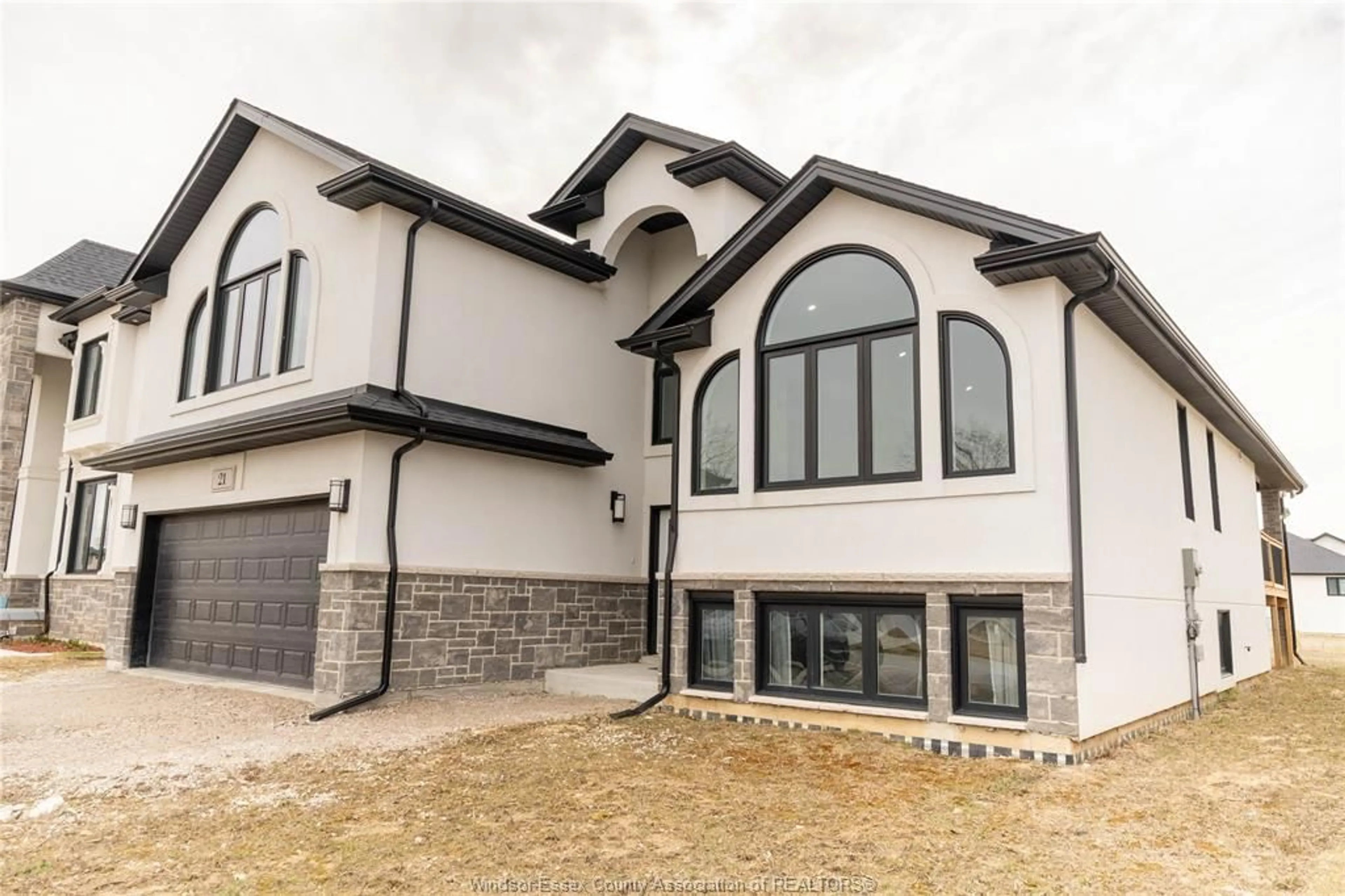 Home with brick exterior material, street for 21 NOBLE Crt, Amherstburg Ontario N9V 3T4