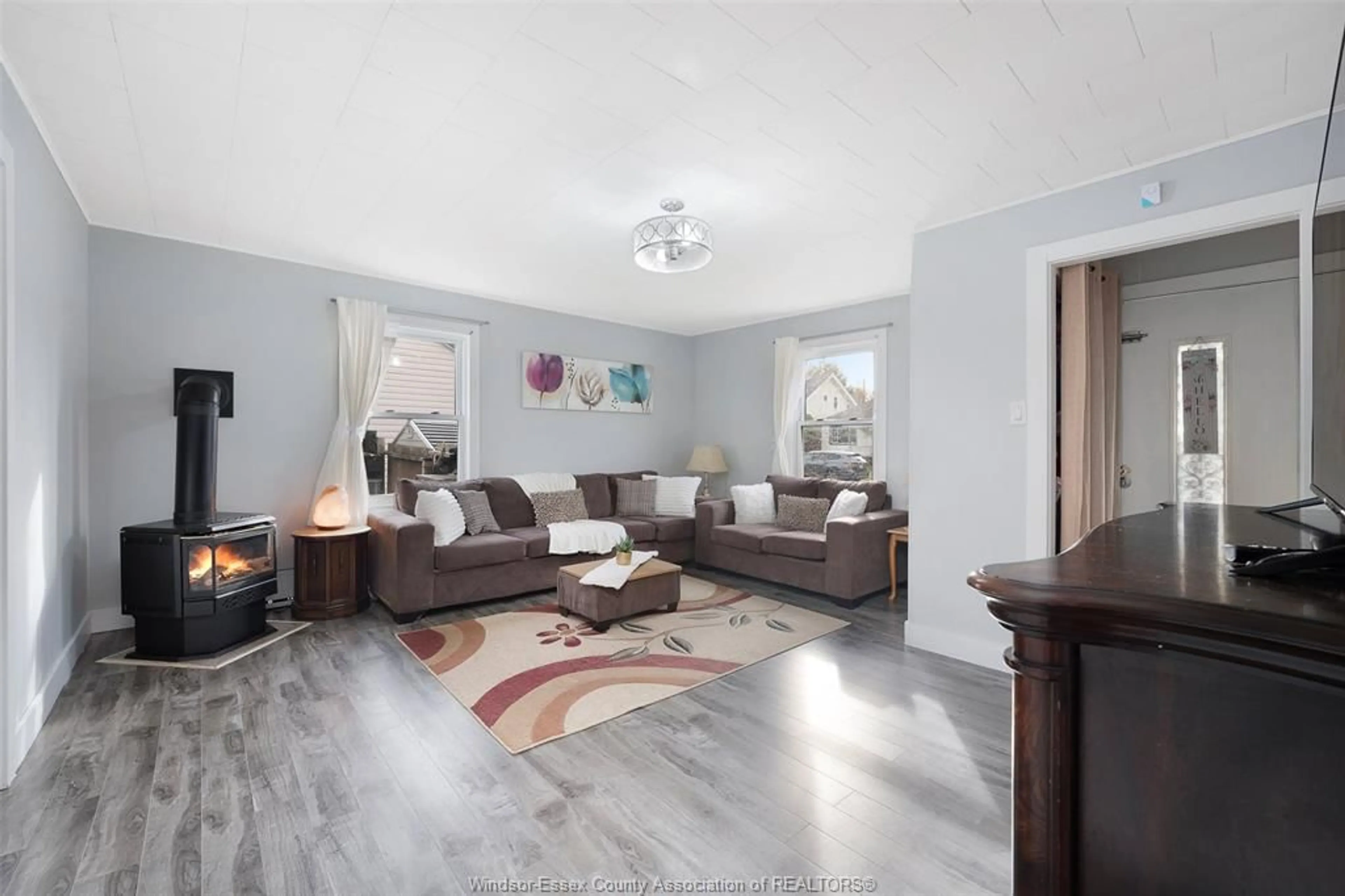 Living room with furniture, unknown for 1456 ELSMERE, Windsor Ontario N9X 4G9