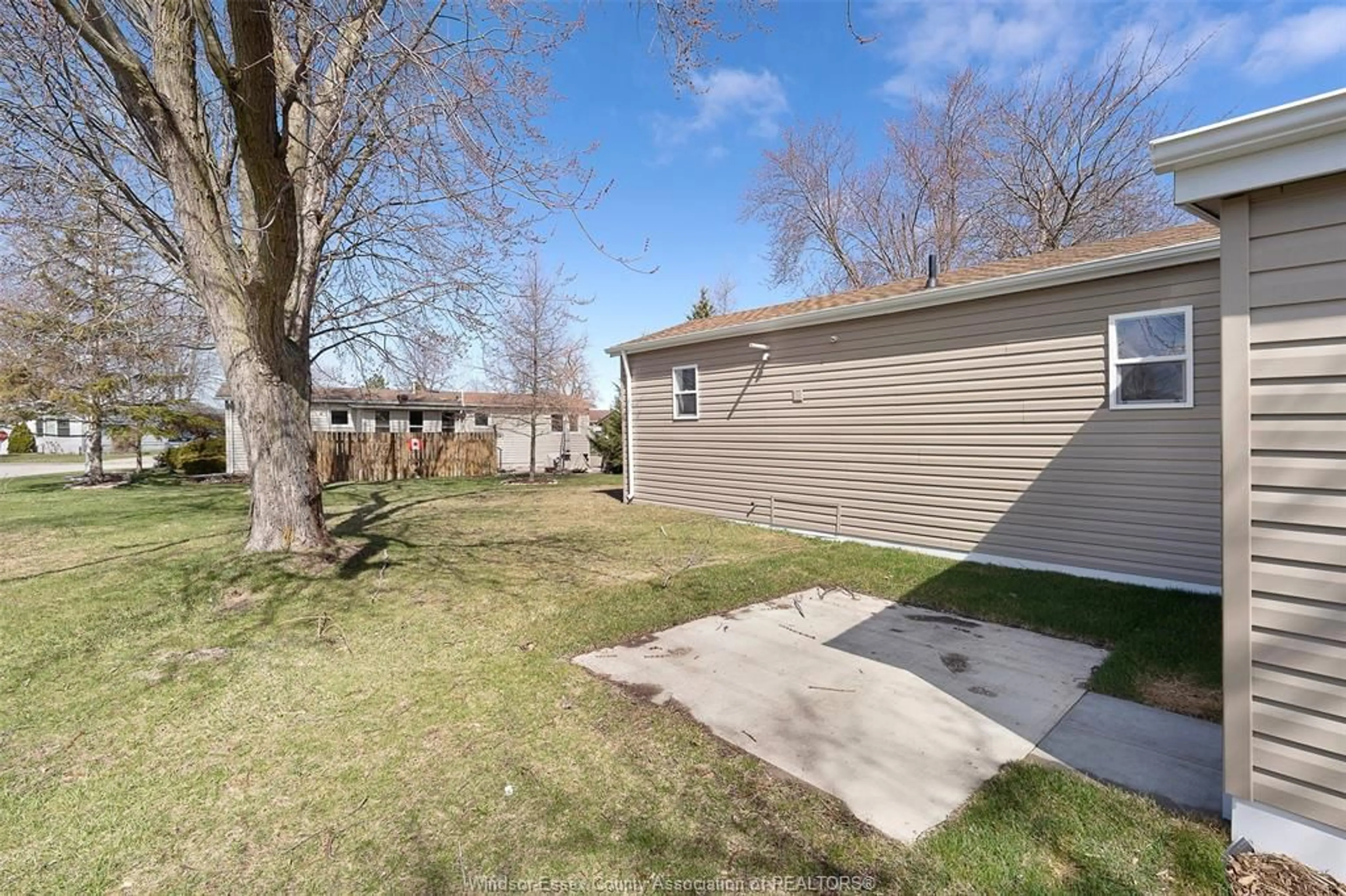 Unknown for 148 DANA St, Essex Ontario N8M 1Z9