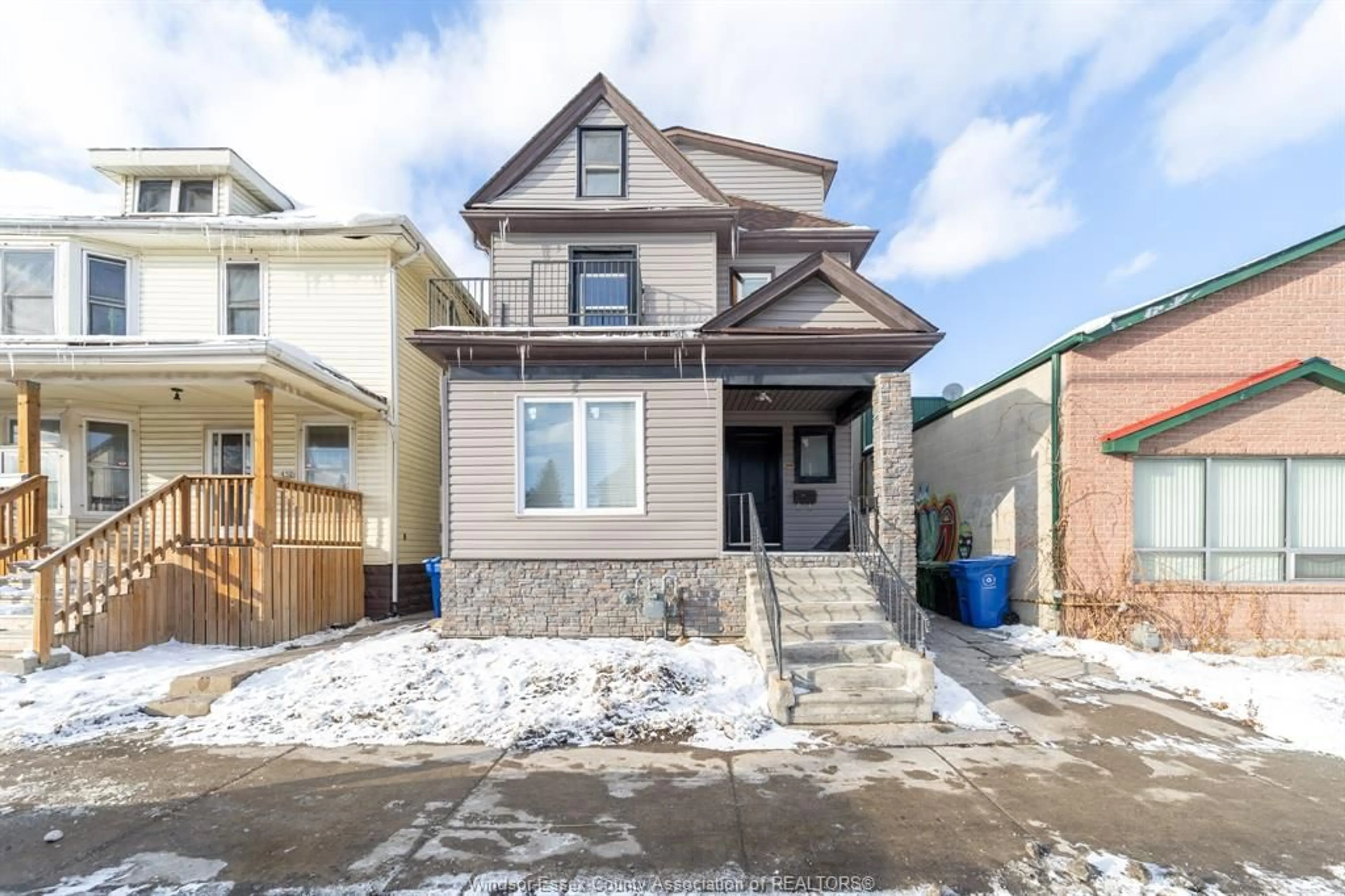 Home with brick exterior material, street for 446 WYANDOTTE St, Windsor Ontario N9A 5X4
