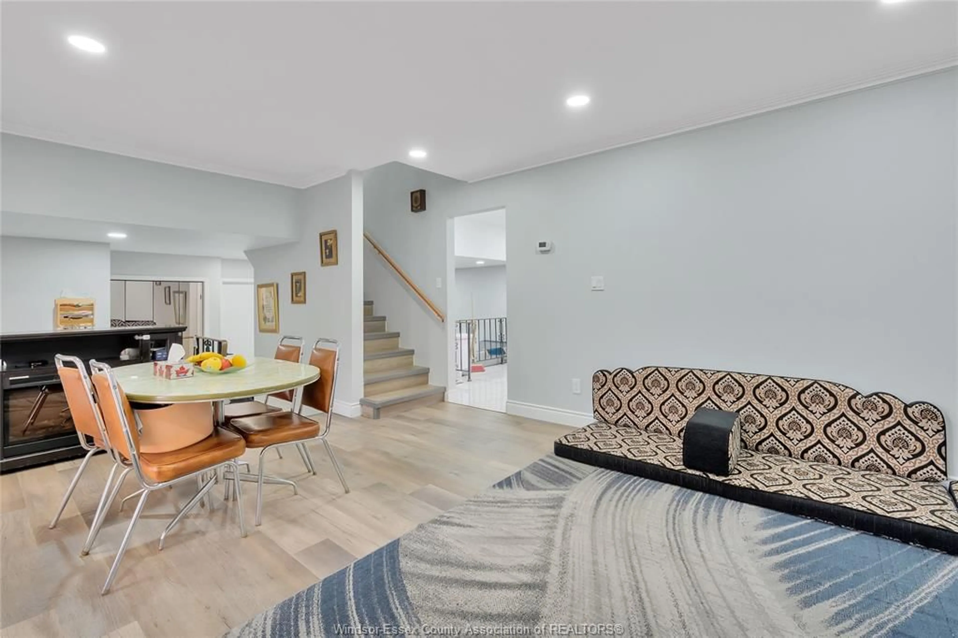 Living room with furniture, unknown for 655 ROSELAND Dr, Windsor Ontario N9G 1T7