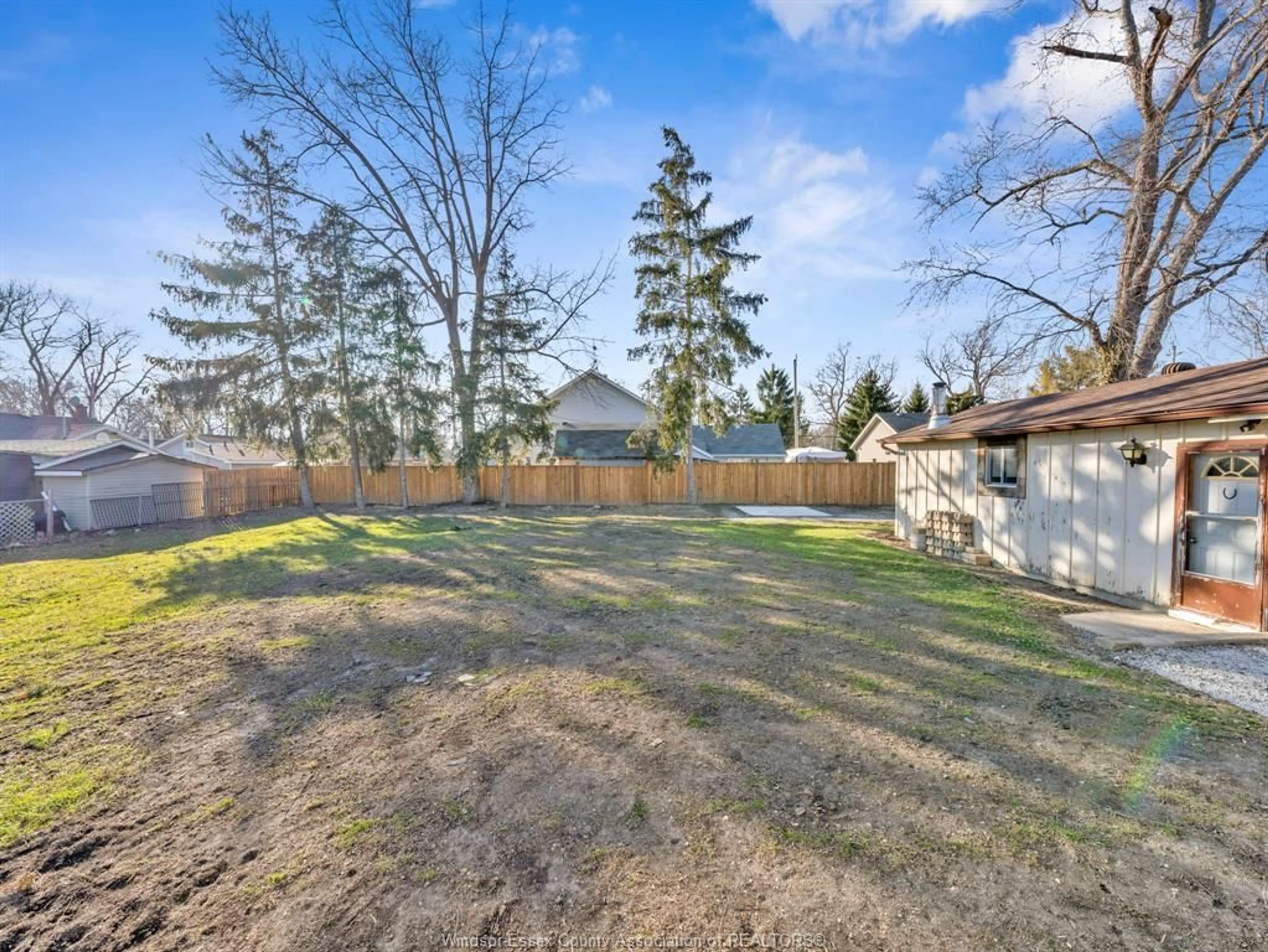 Unknown for 117 SANTA ANA, Harrow Ontario N0R 1G0