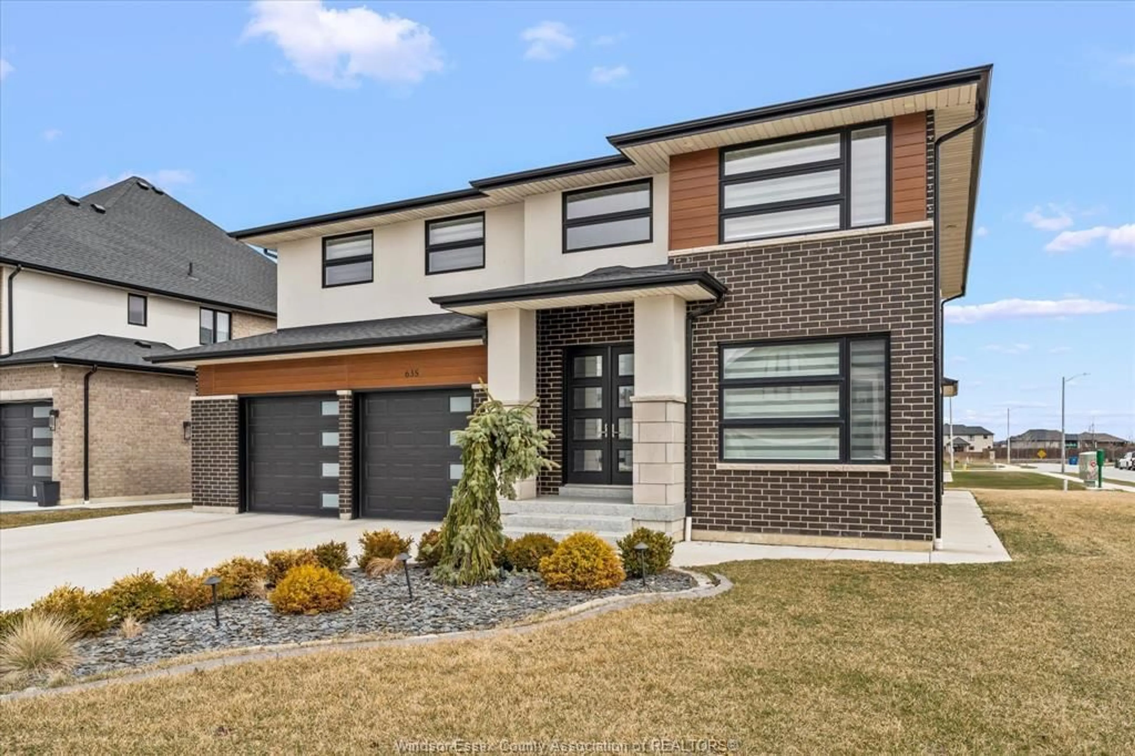 Home with brick exterior material, street for 635 MARCHE St, Lakeshore Ontario N8L 0K2