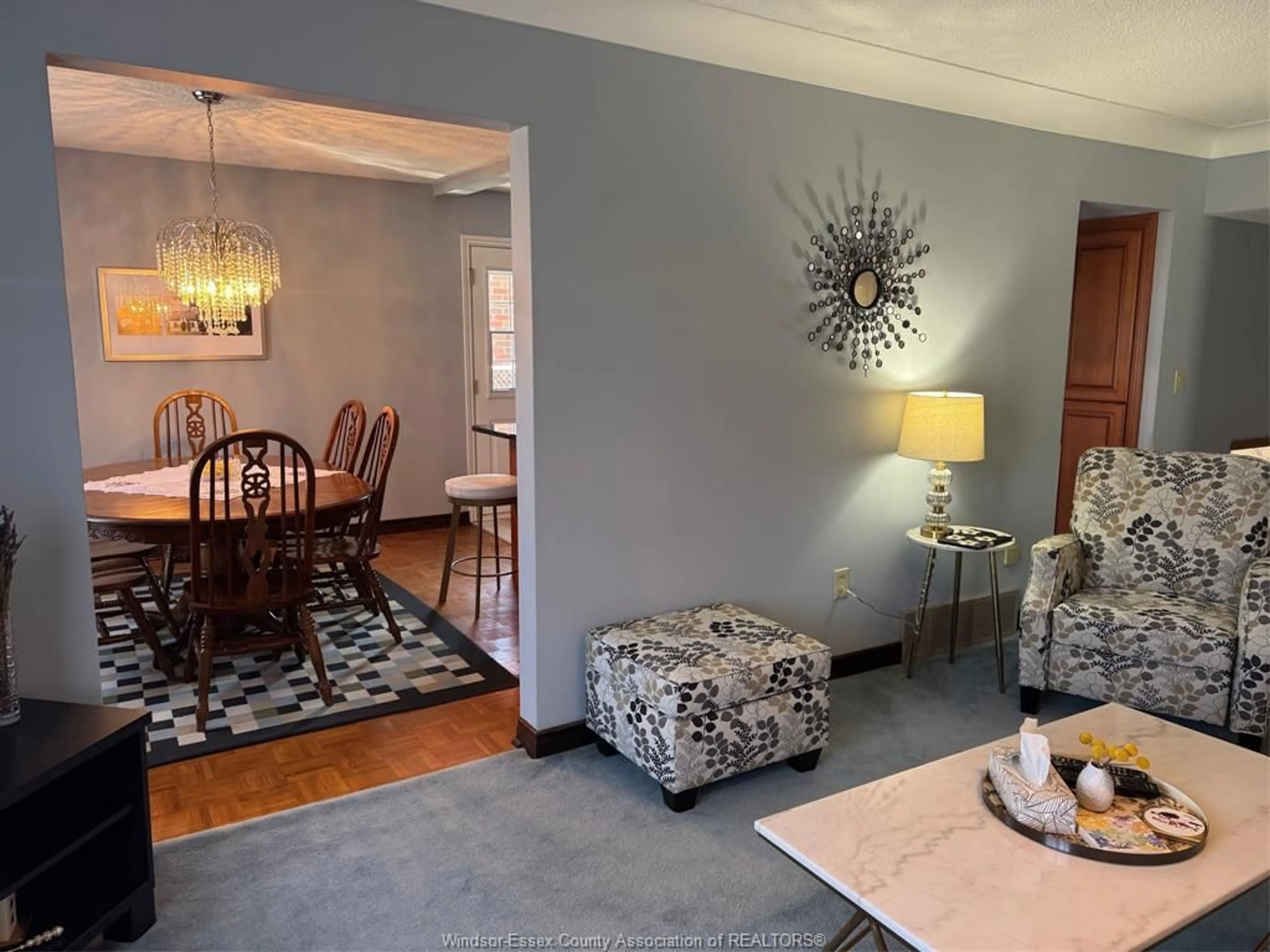 Unknown for 9276 ESPLANADE Dr, Windsor Ontario N8R 1J1