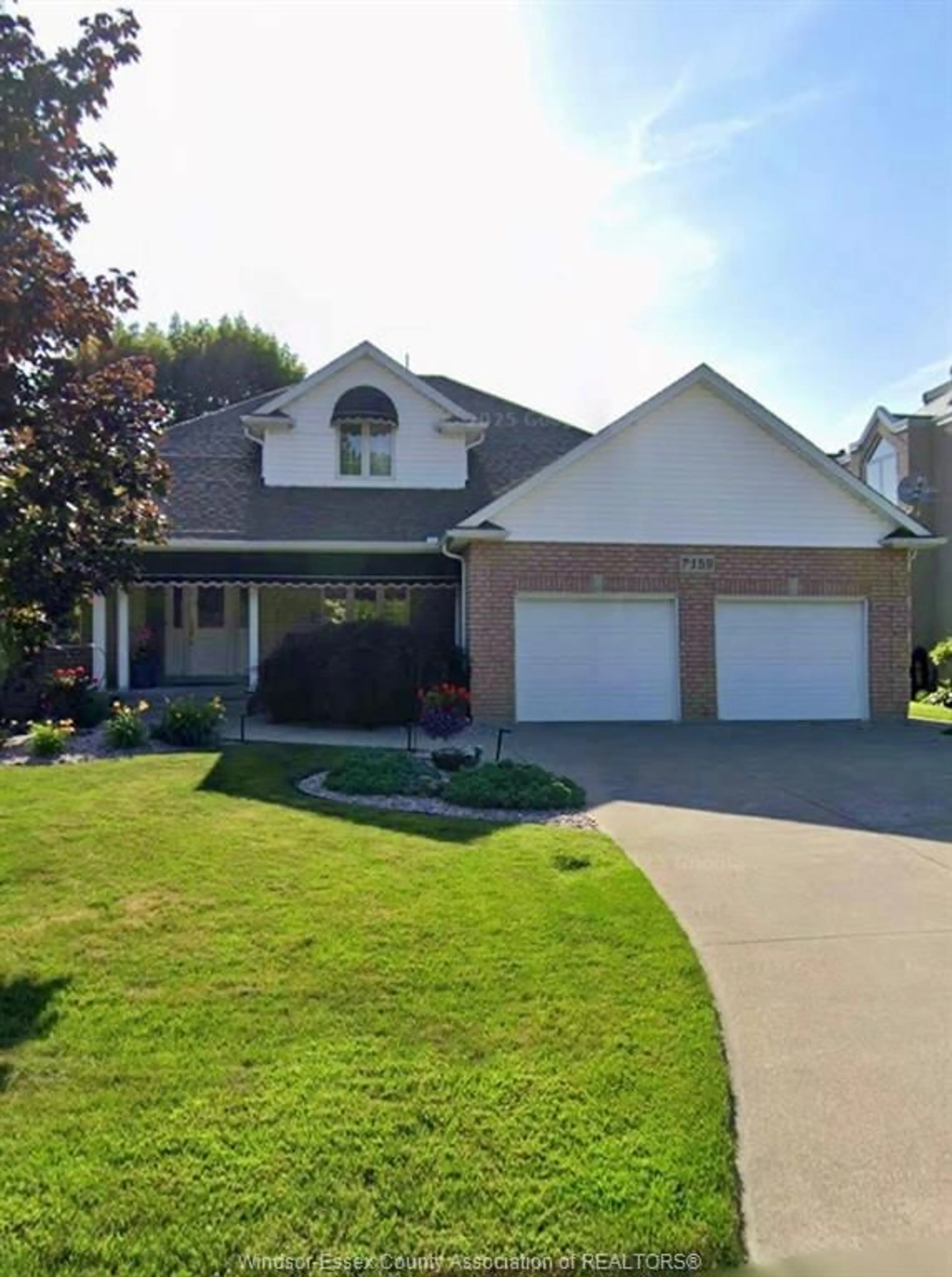 Home with vinyl exterior material, street for 159 PHEASANT RUN Dr, Lakeshore Ontario N8L 0Z8