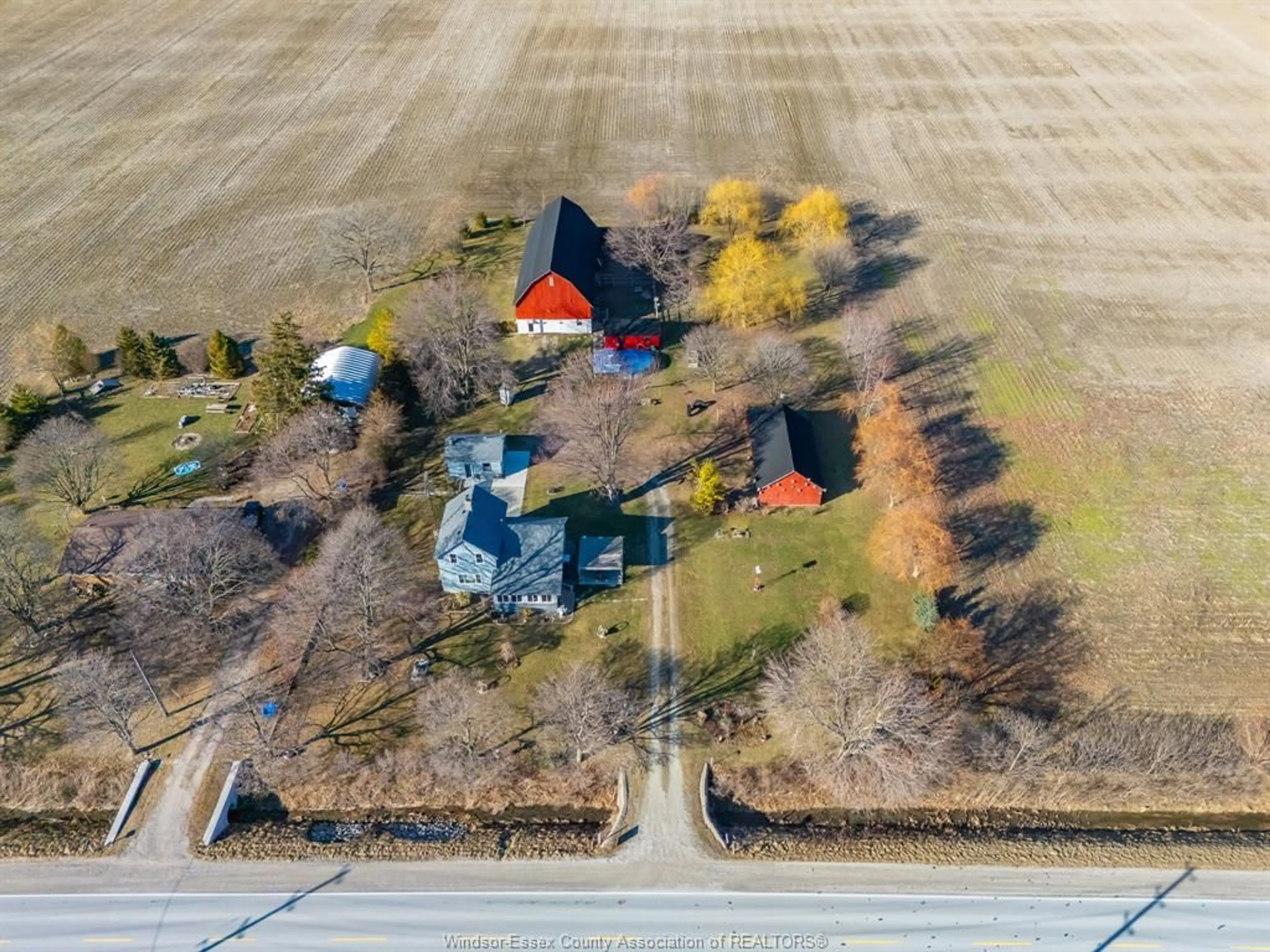 A pic from outside/outdoor area/front of a property/back of a property/a pic from drone, unknown for 2102 County Rd 20, Essex Ontario N0R 1G0