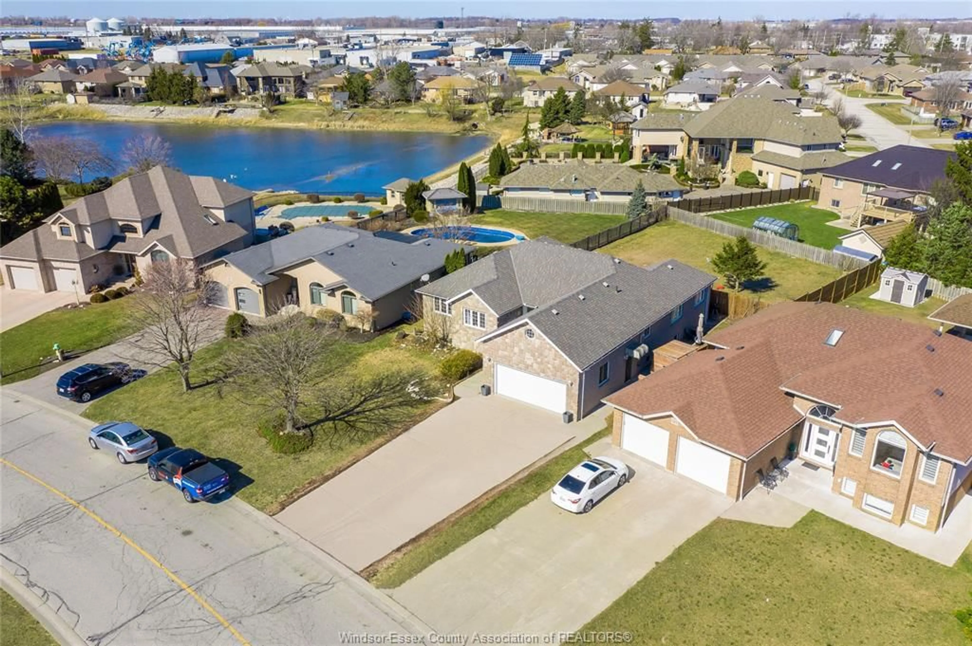A pic from outside/outdoor area/front of a property/back of a property/a pic from drone, water/lake/river/ocean view for 145 ELLISON St, Leamington Ontario N8H 5H9