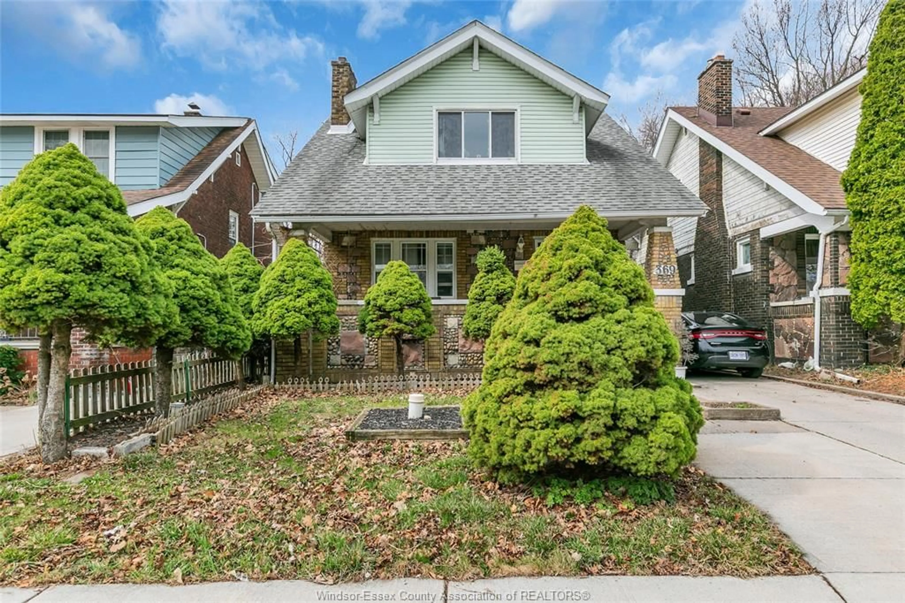 Home with brick exterior material, street for 369 RANKIN, Windsor Ontario N9B 2R6