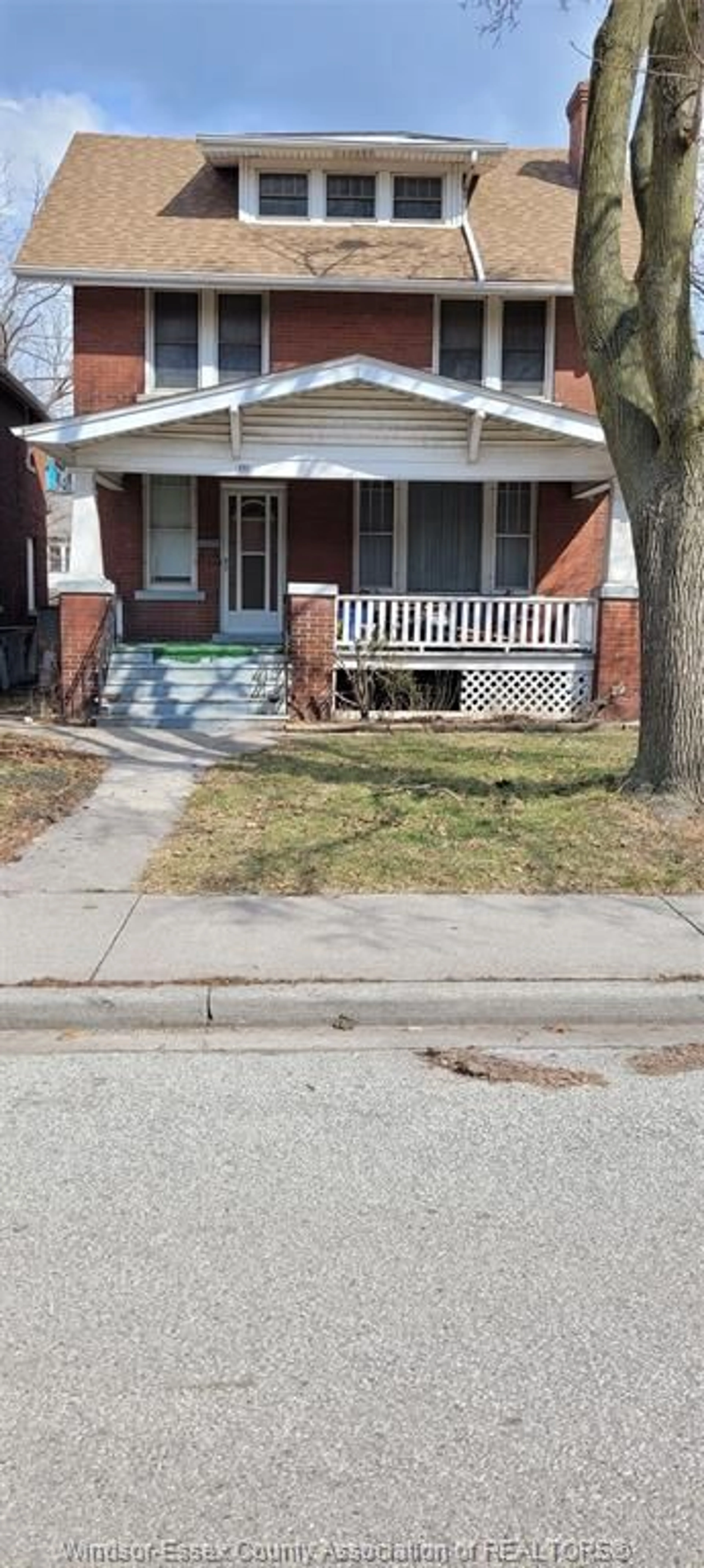 Unknown for 322 ROSEDALE Ave, Windsor Ontario N9C 2N2