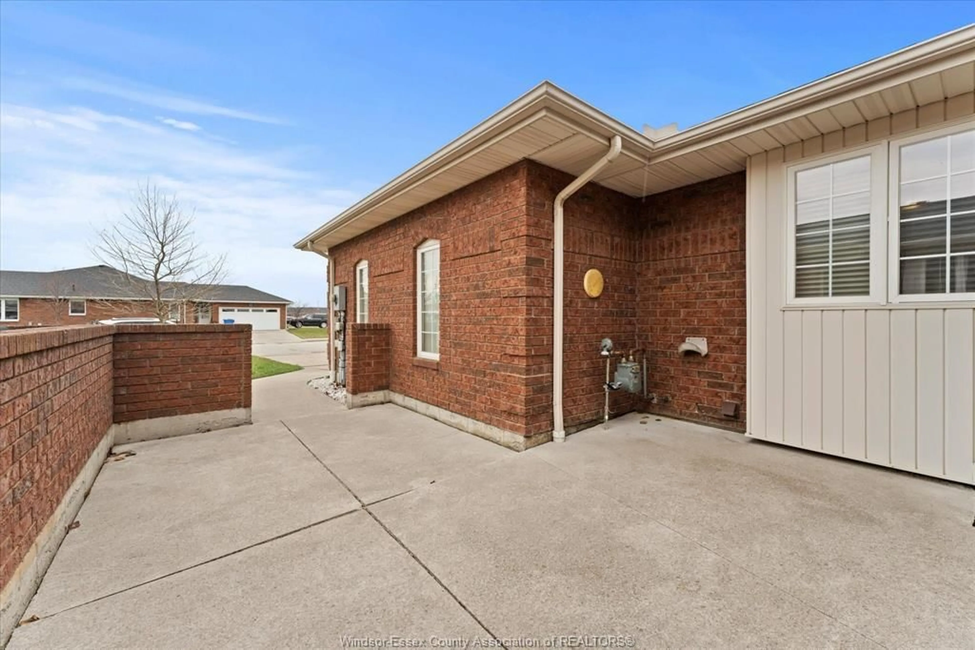 Home with brick exterior material, street for 104 RIVERFRONT PARK Cres, Amherstburg Ontario N9V 0B7