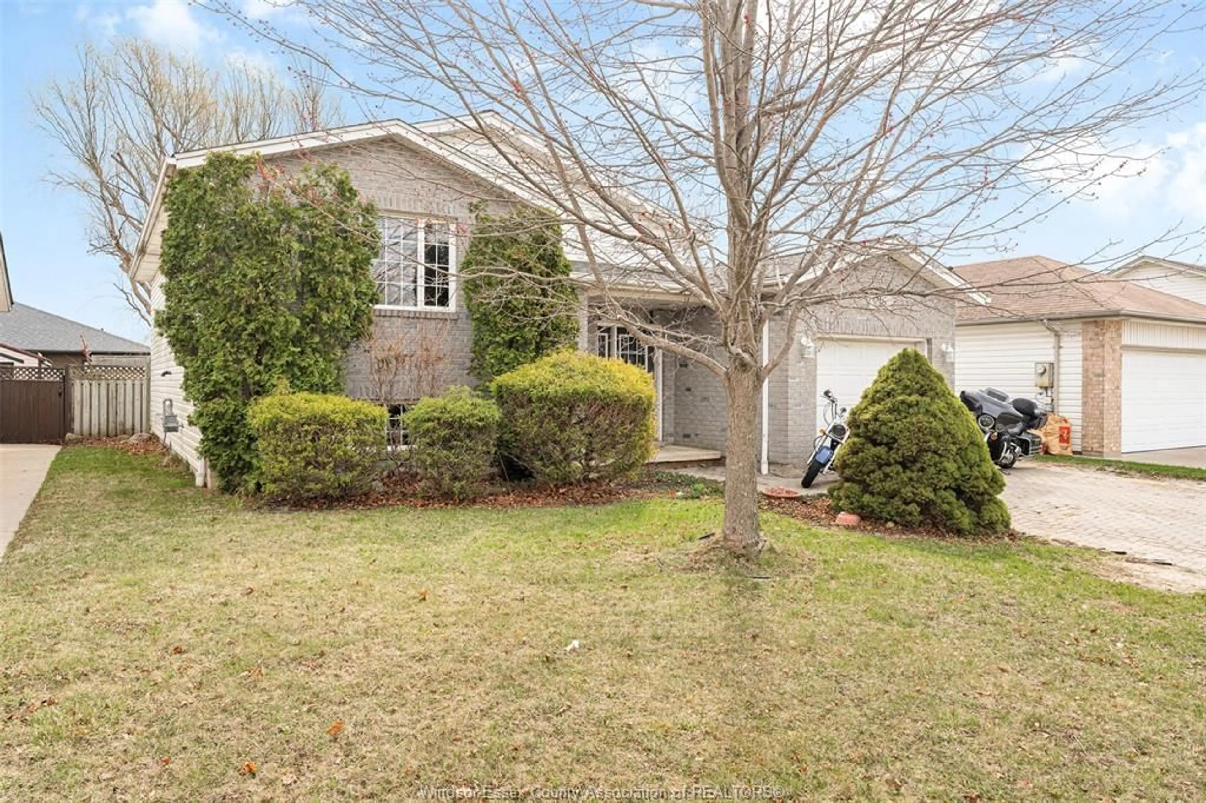 Unknown for 716 RICHMOND, Amherstburg Ontario N9V 3Z5