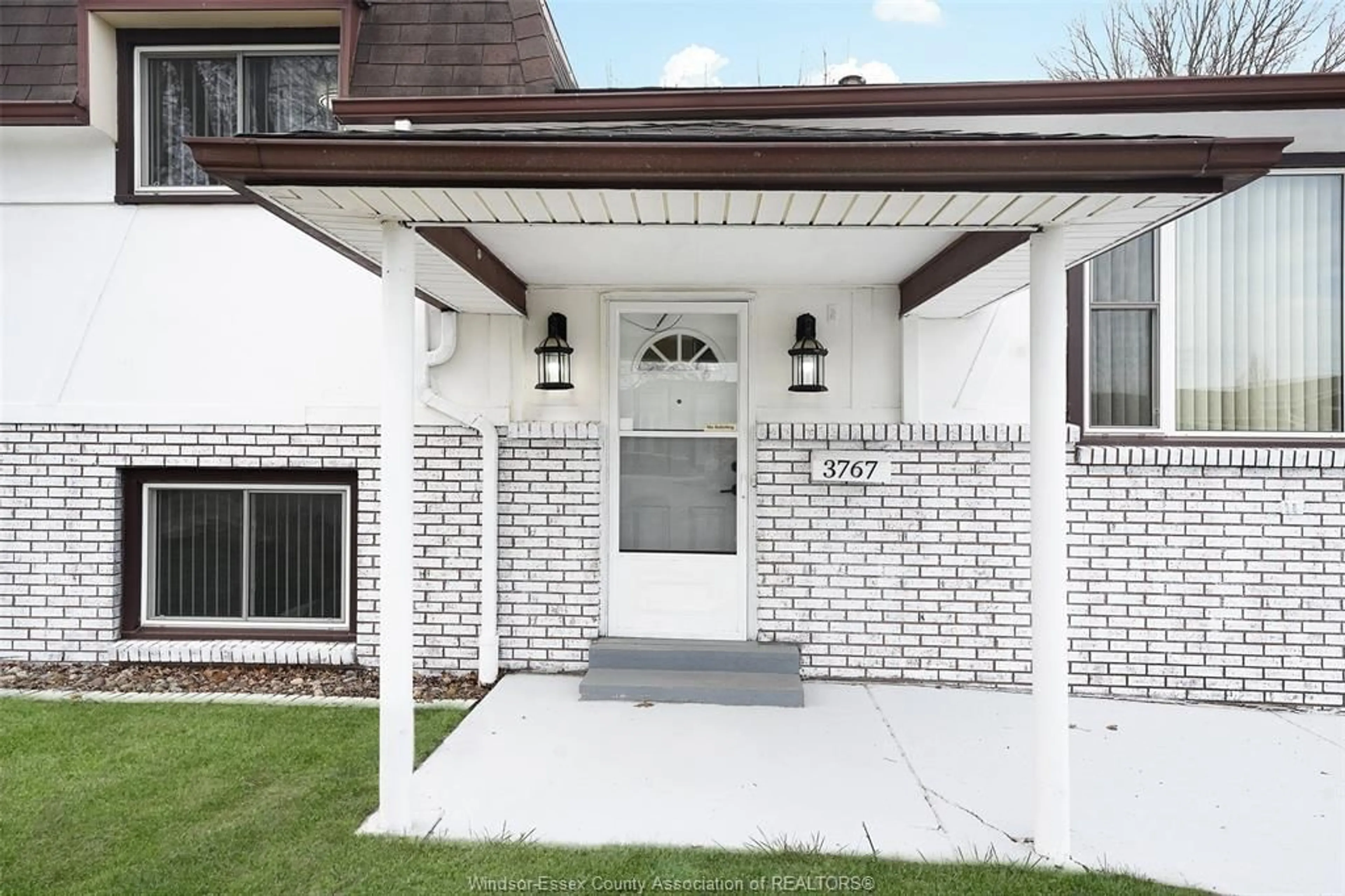 Home with brick exterior material, street for 3767 TURNER, Windsor Ontario N8W 3N2